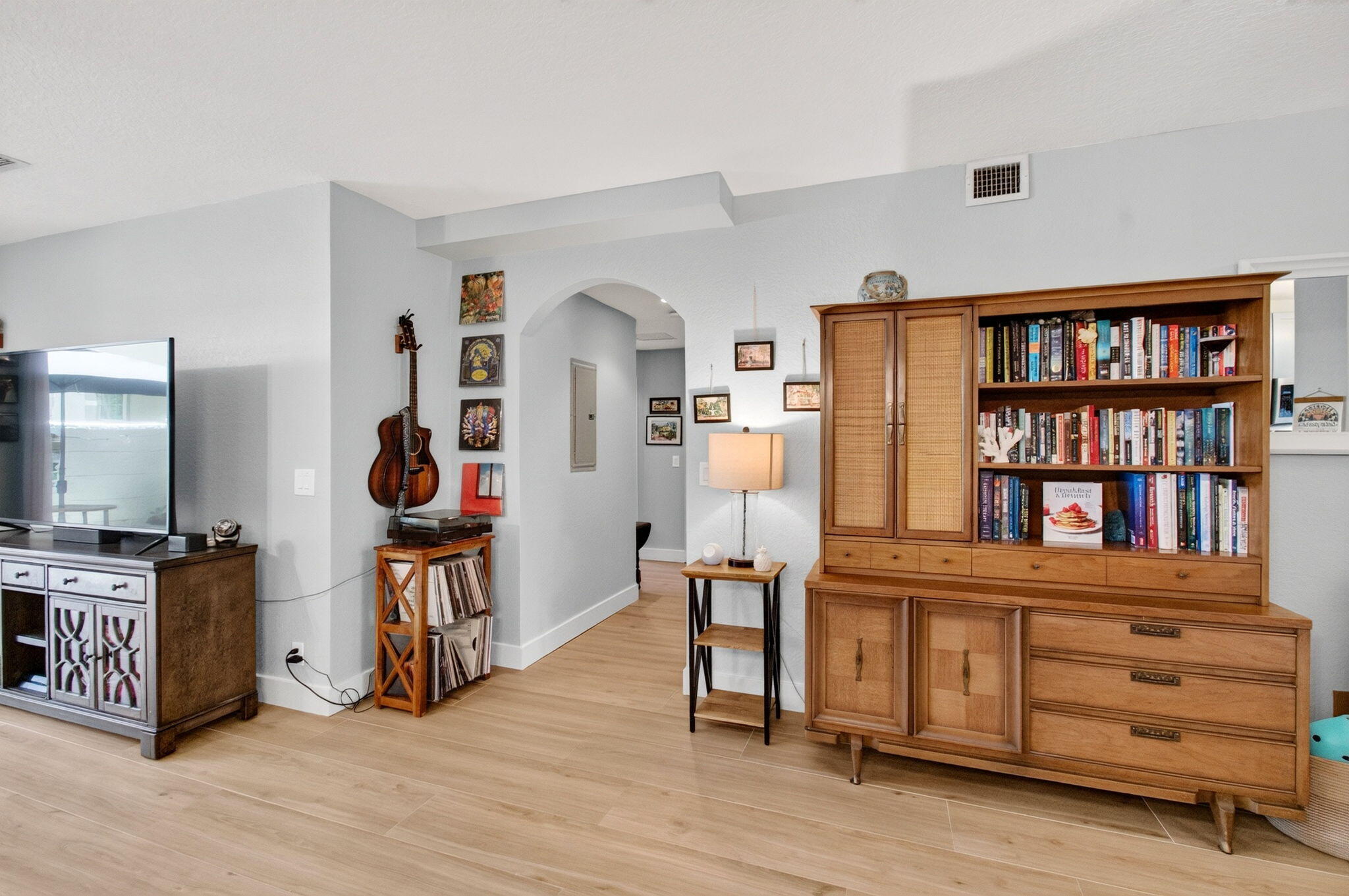 311 Bayfront Drive Property Photo 17