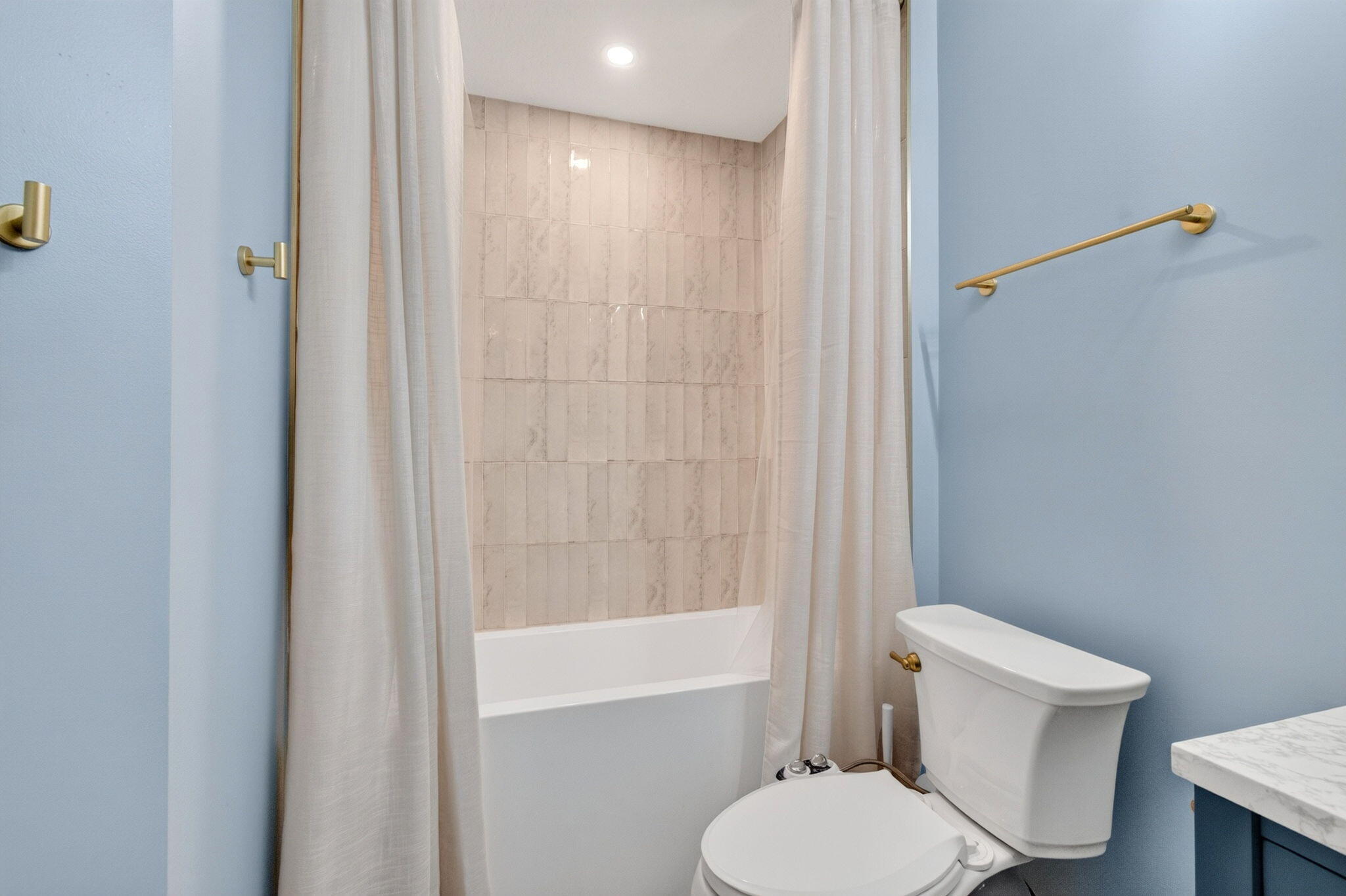 311 Bayfront Drive Property Photo 37