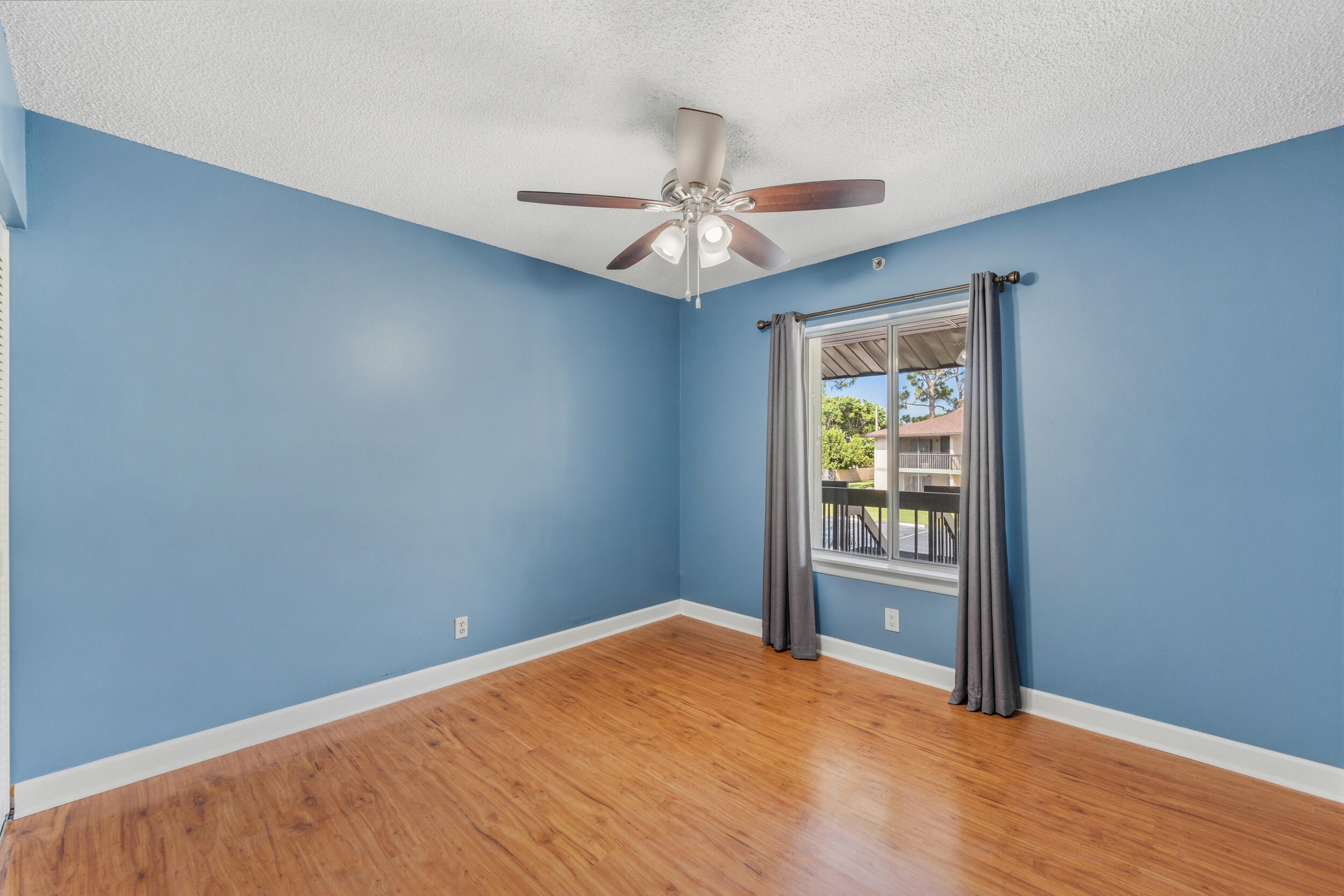6314 Chasewood Drive E Property Photo 17