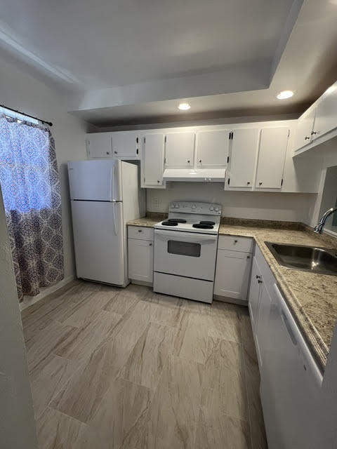 7149 Golf Colony Court 102 Property Photo 5