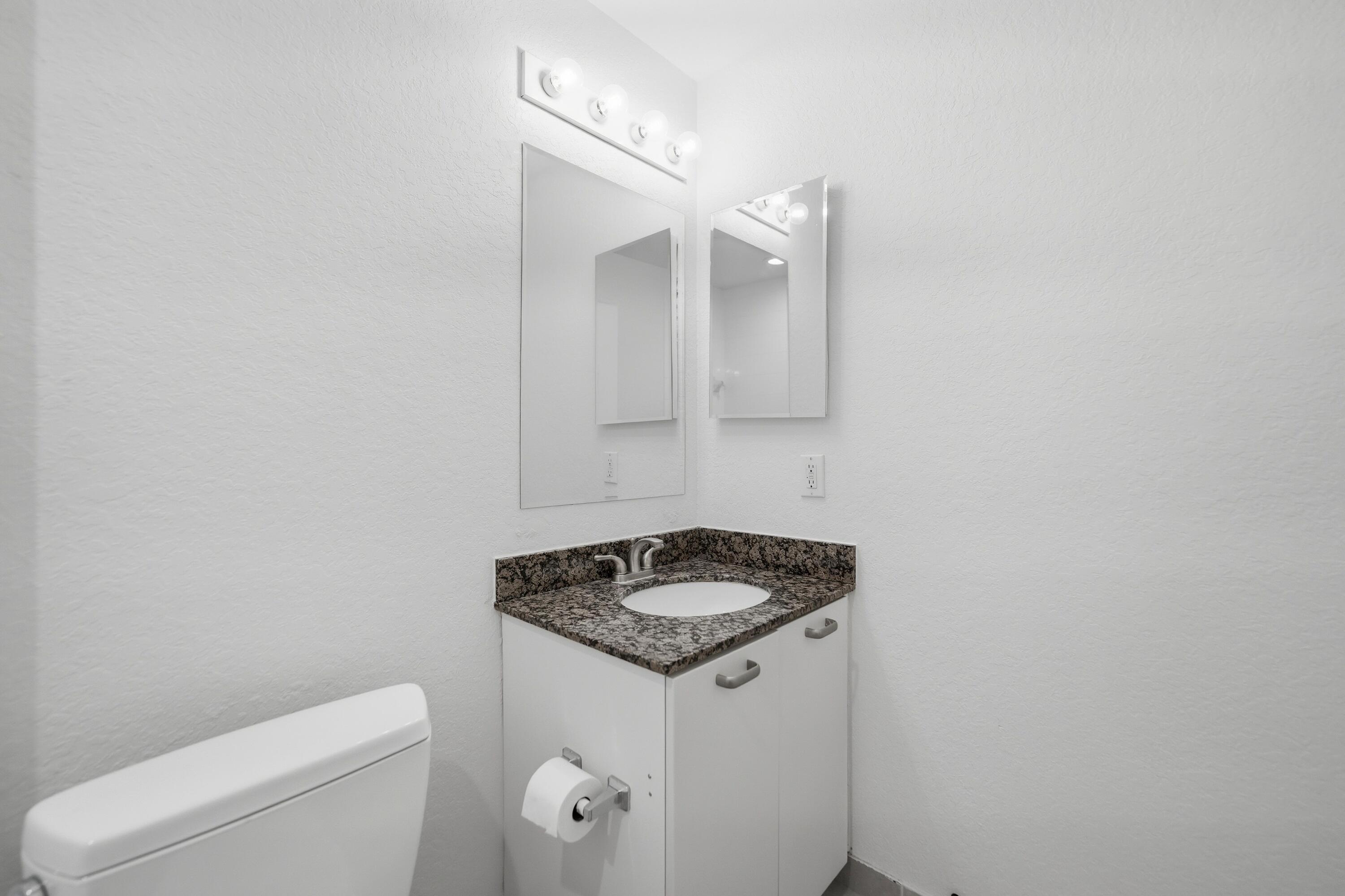 58 Se Palermo Court 104 Property Photo 19