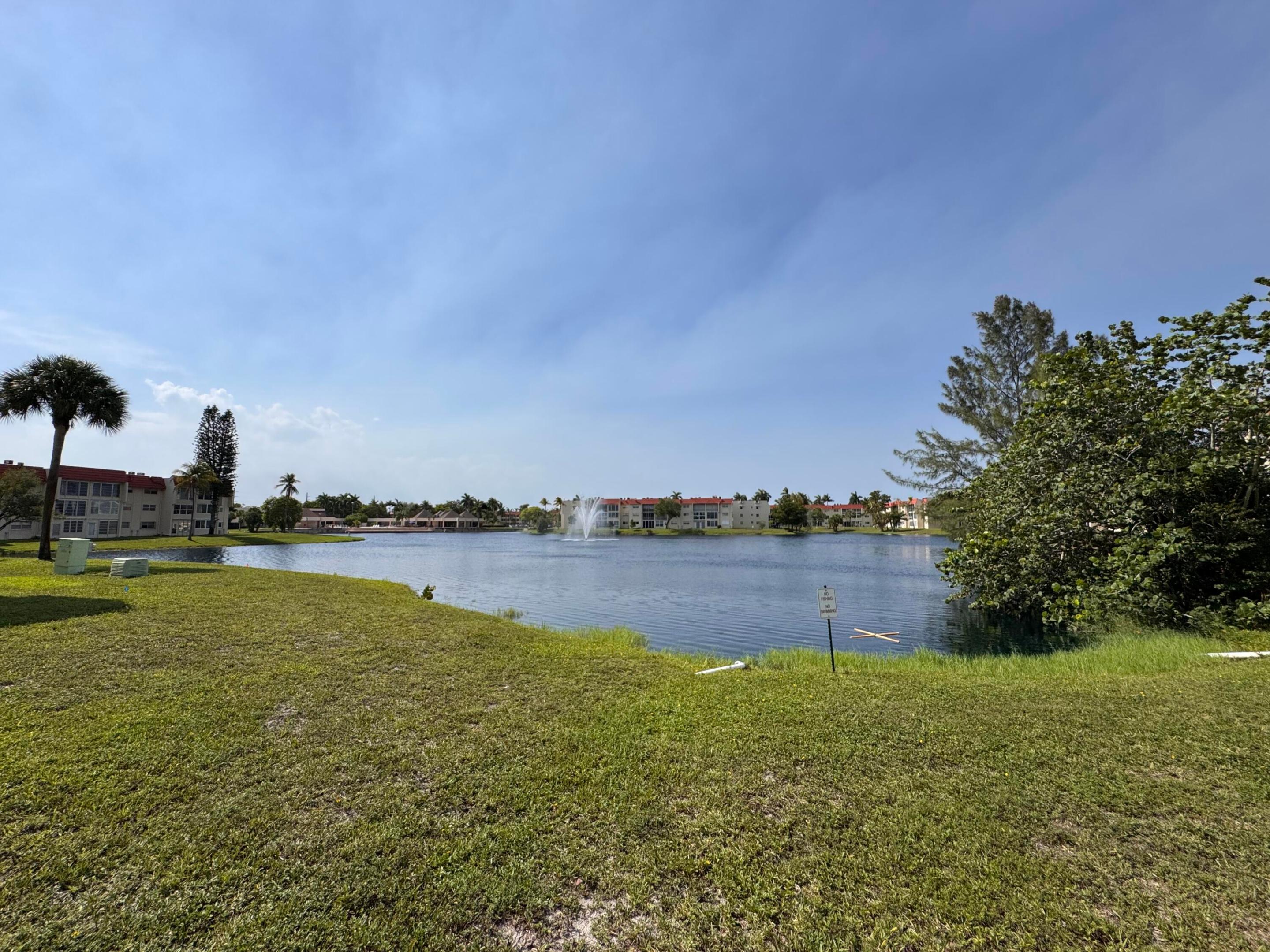 2831 E Sunrise Lakes Drive E 311 Property Photo 17