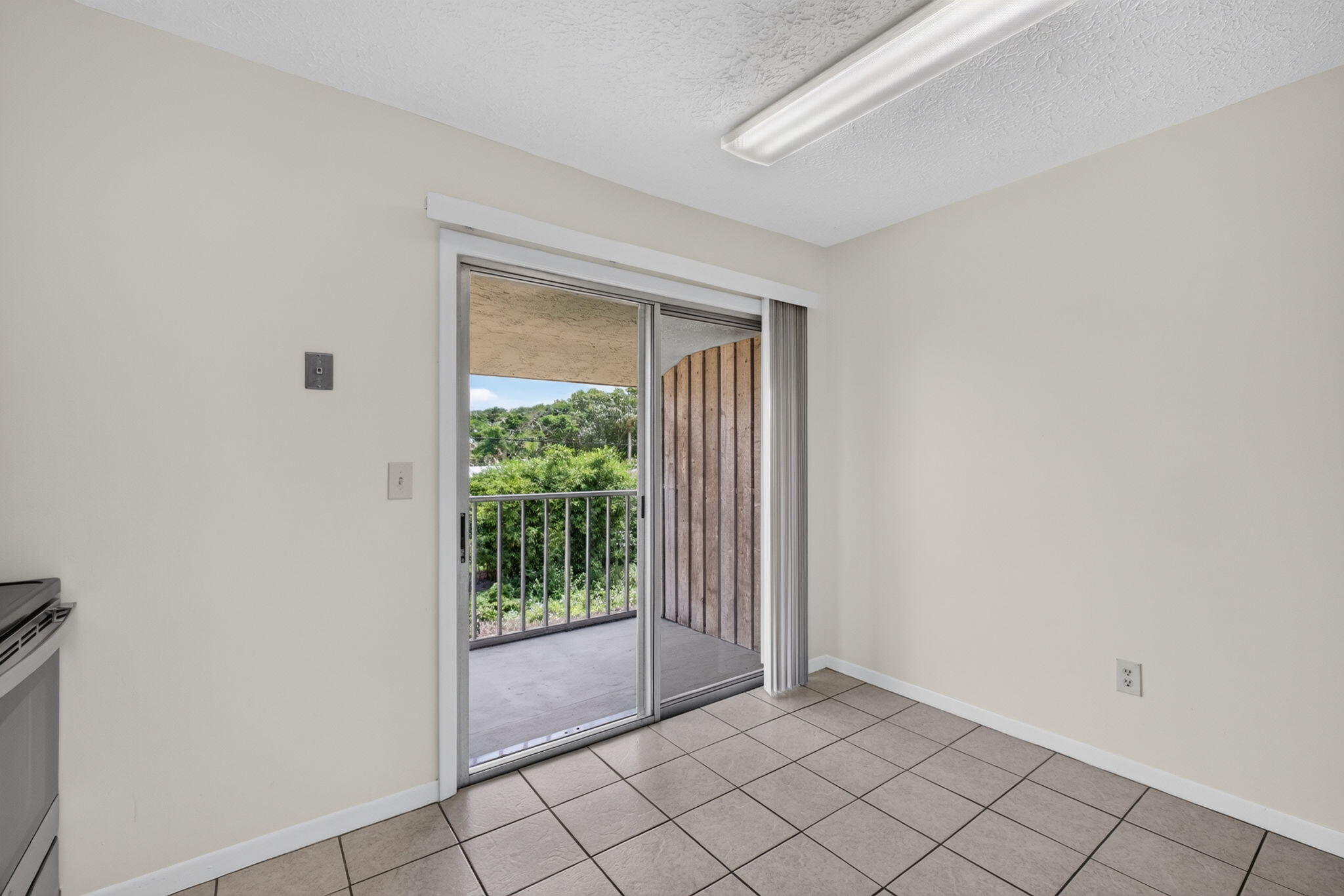708 Sw Gardens Boulevard Property Photo 19