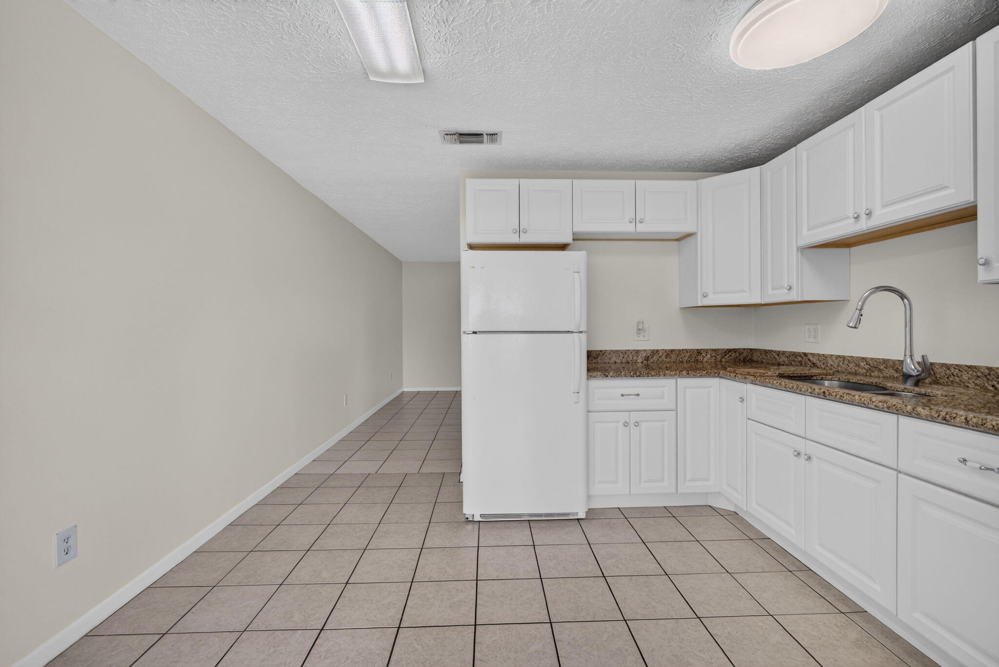 708 Sw Gardens Boulevard Property Photo 26