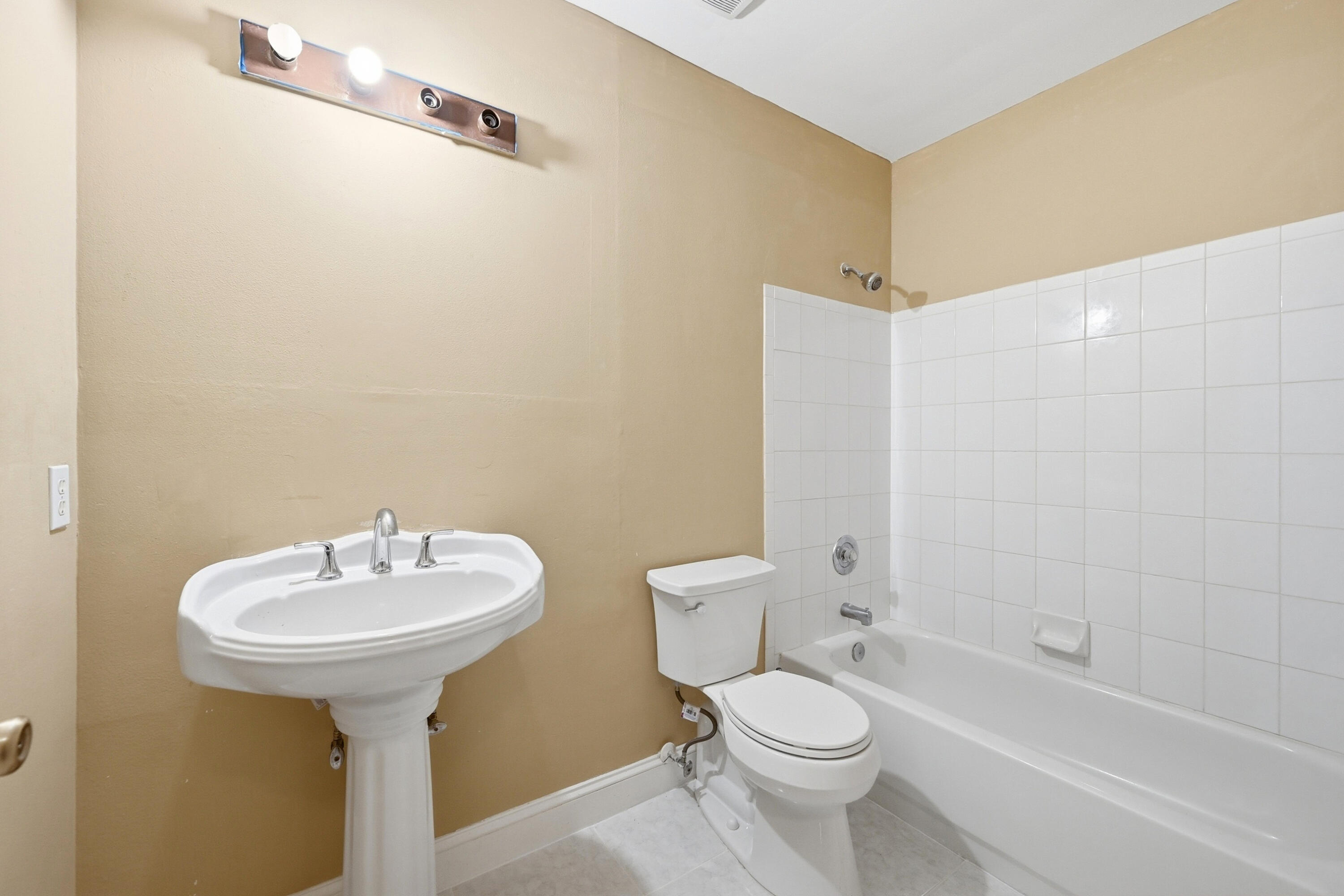 306 Nw 115th Way Property Photo 35