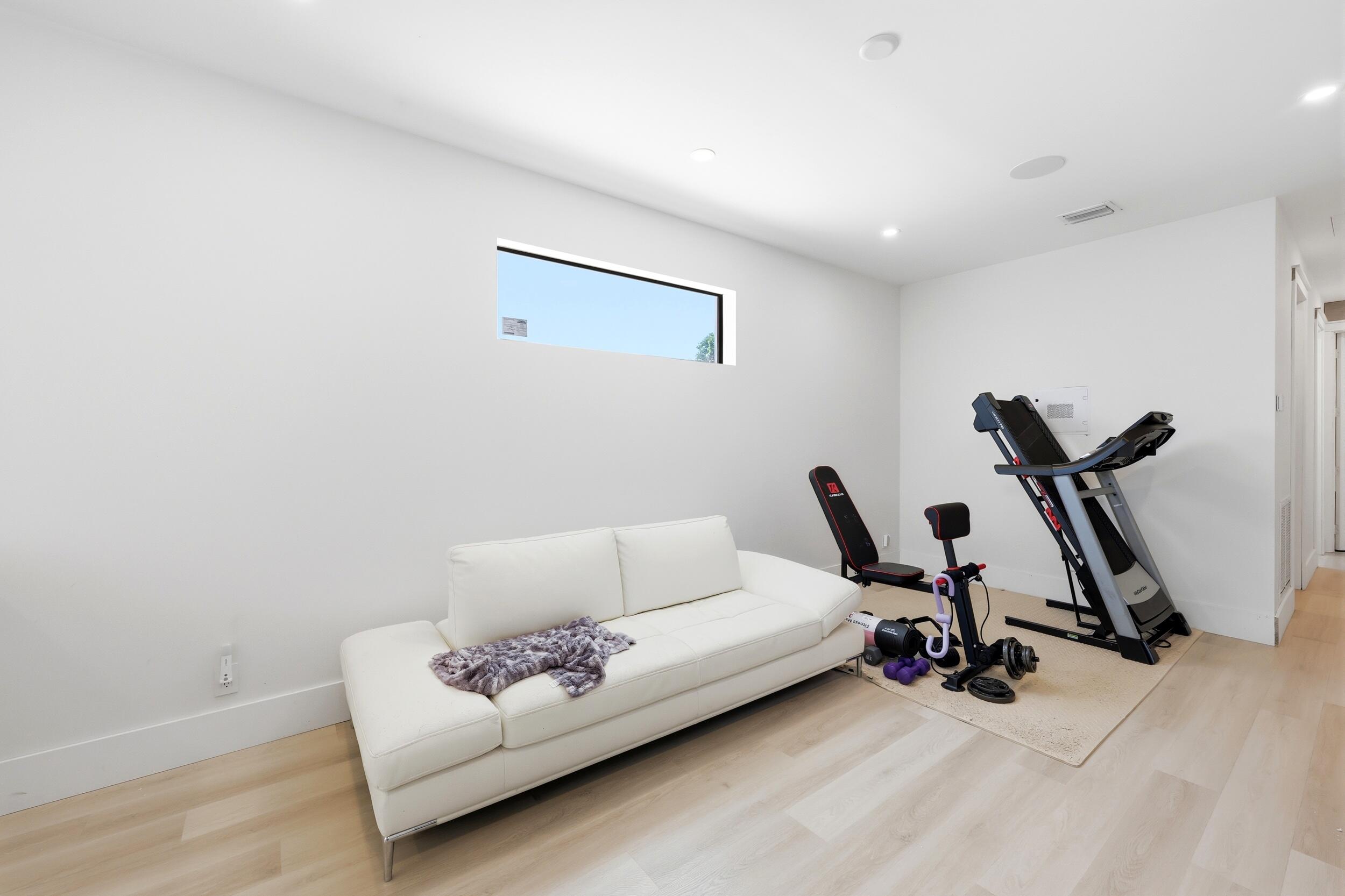 740 Winters Street Property Photo 20