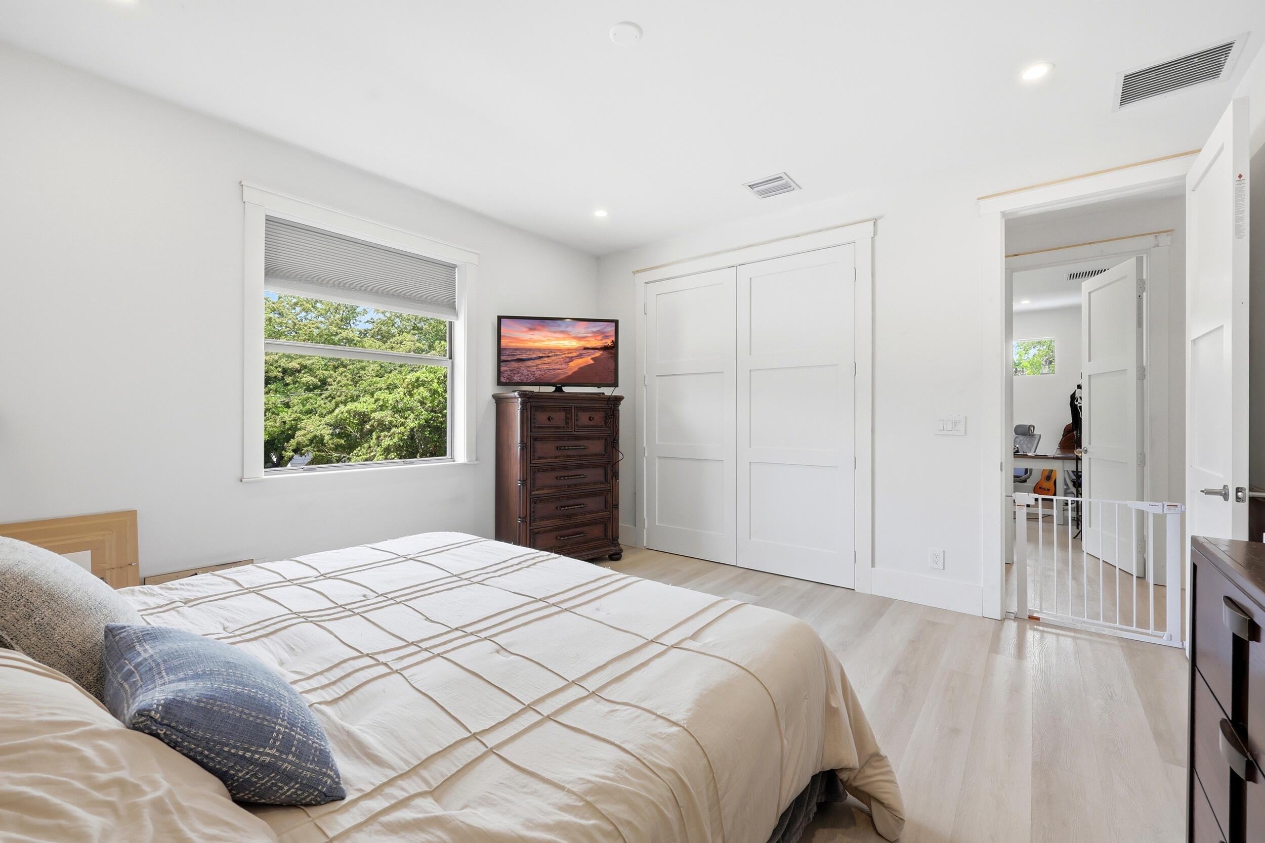 740 Winters Street Property Photo 25