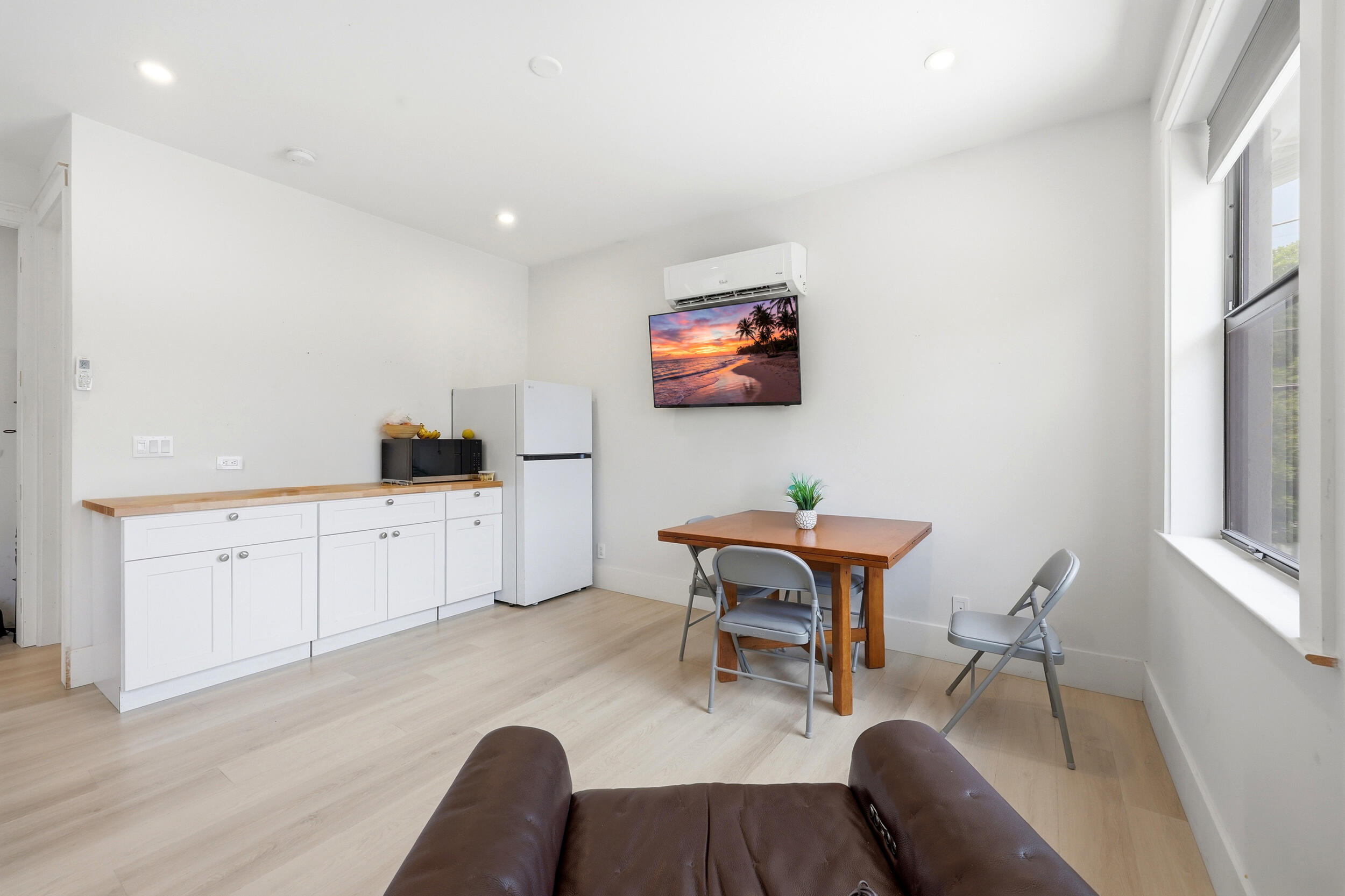 740 Winters Street Property Photo 33