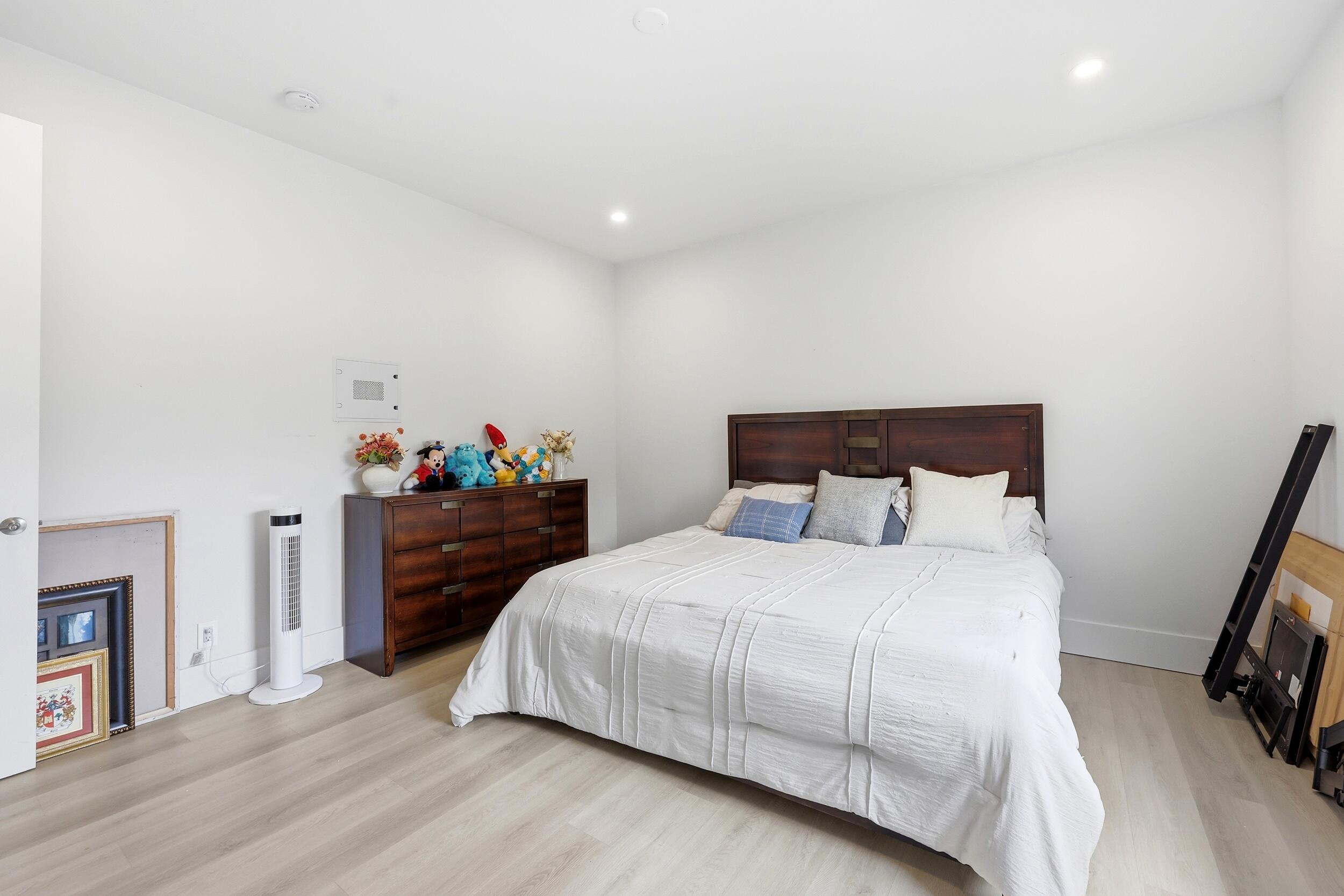 740 Winters Street Property Photo 43