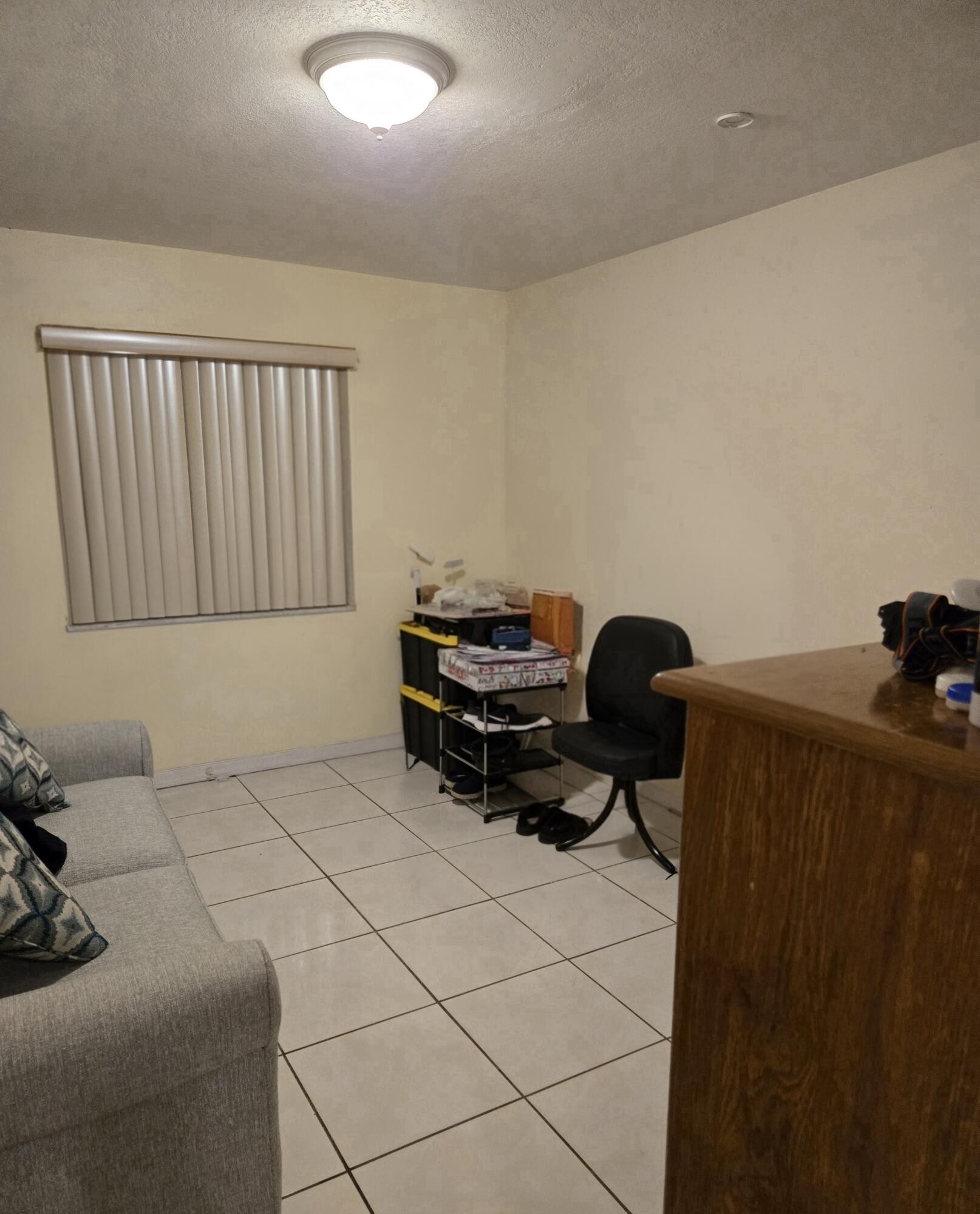 11302 Sw 7th Street Property Photo 5