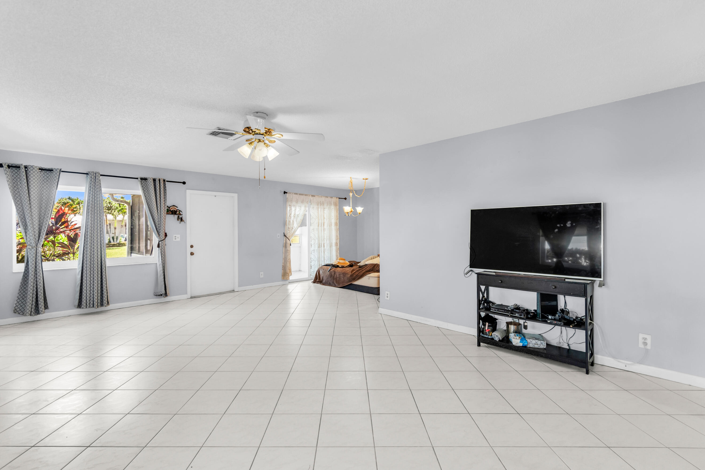 3360 Ne Rossi Court Ne Property Photo 6