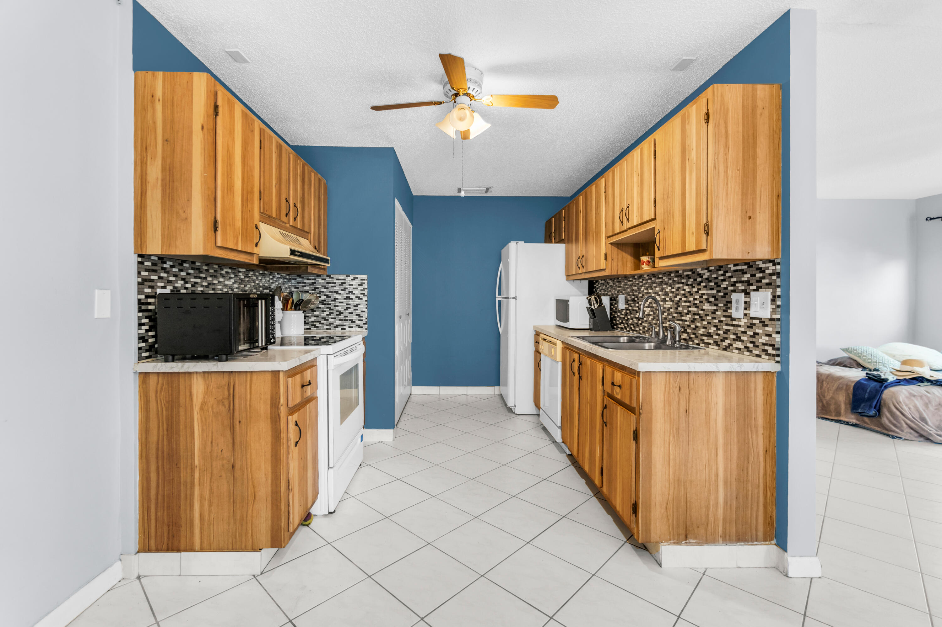 3360 Ne Rossi Court Ne Property Photo 12