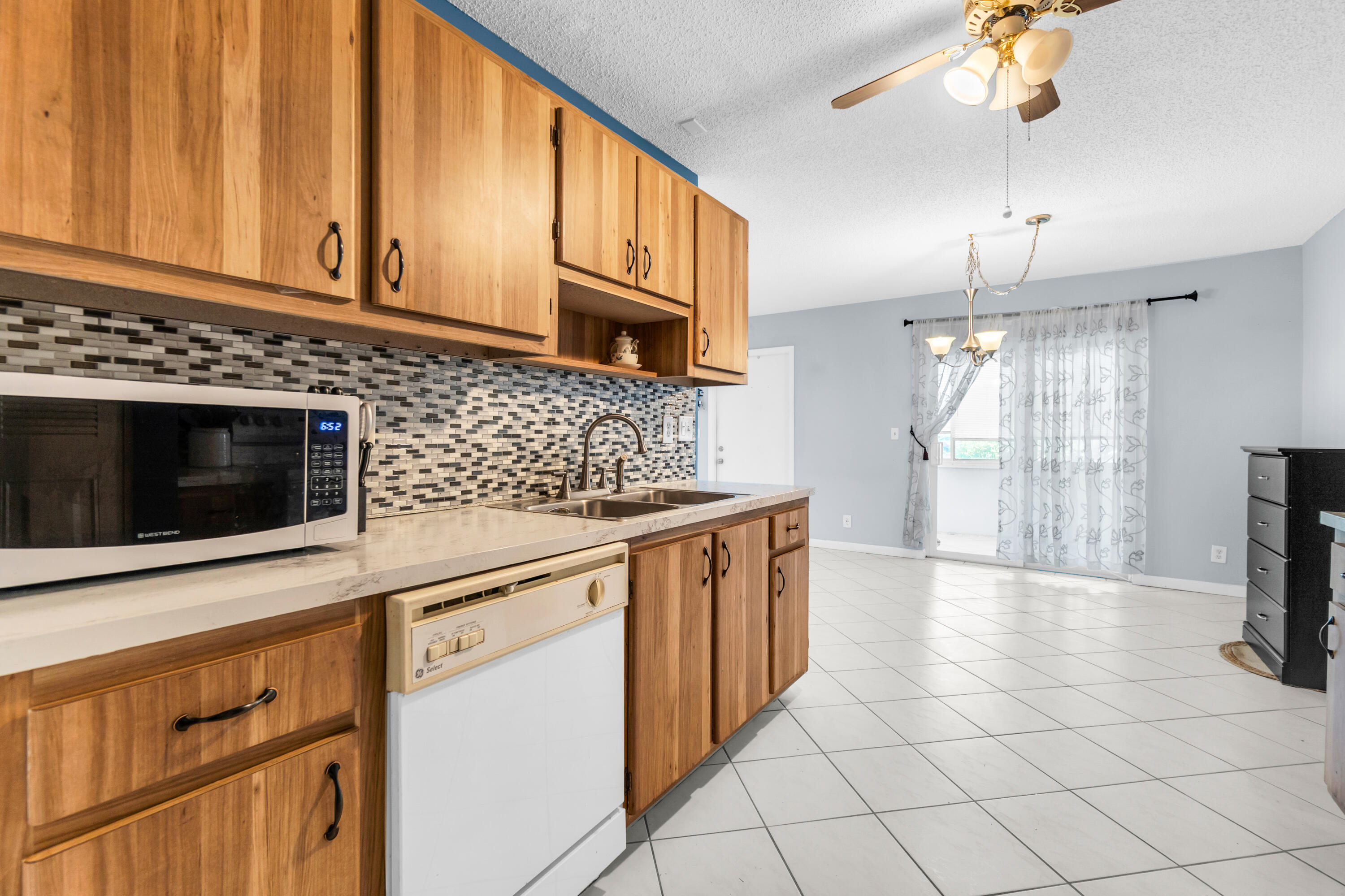 3360 Ne Rossi Court Ne Property Photo 16