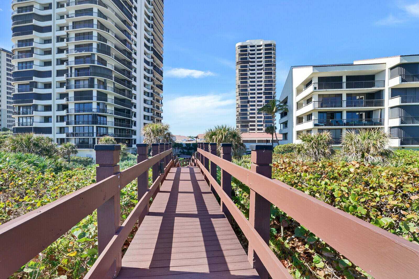4000 N Ocean Drive 703 Property Photo 70