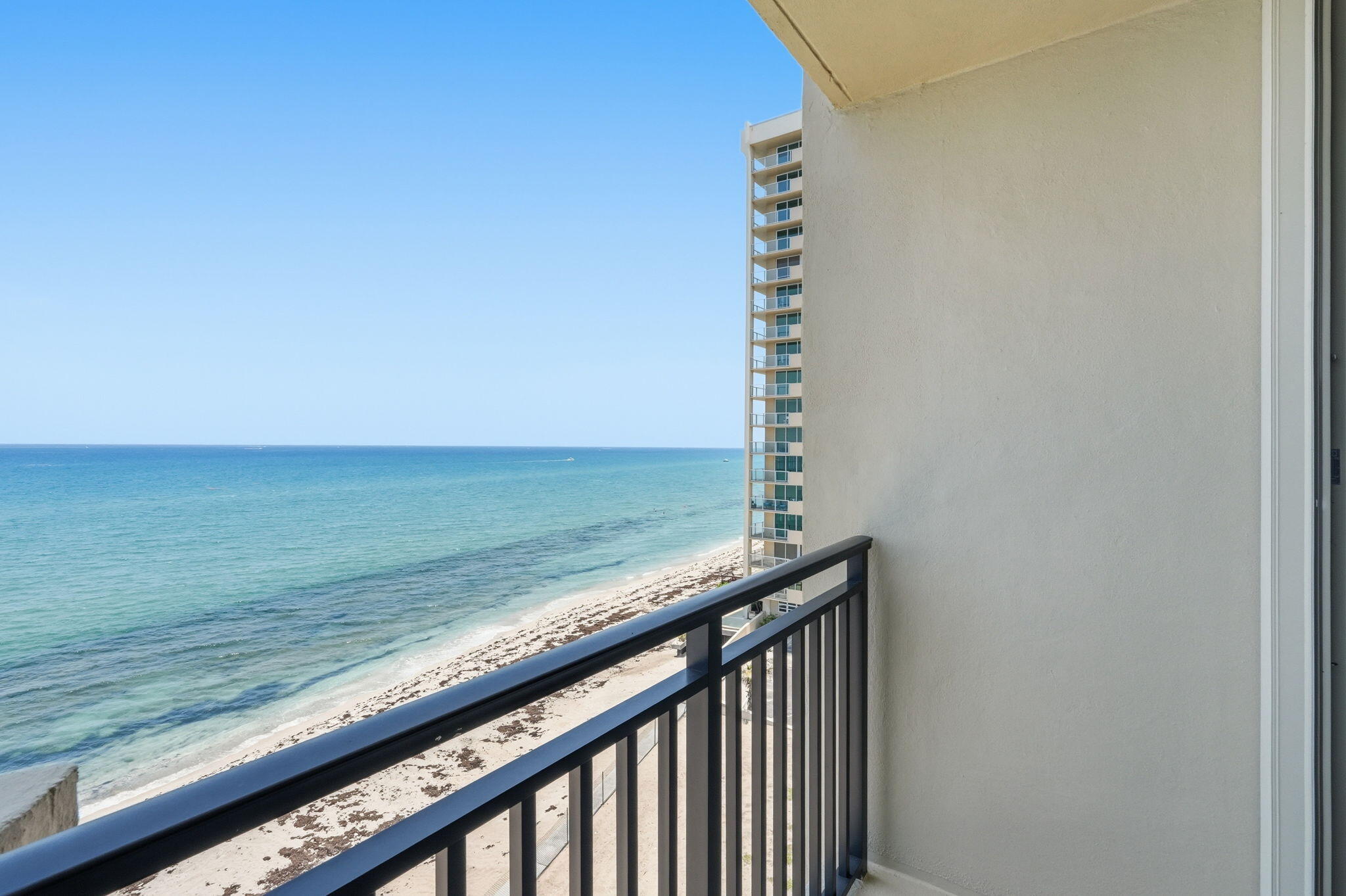 5460 N Ocean Drive 6a Property Photo 35