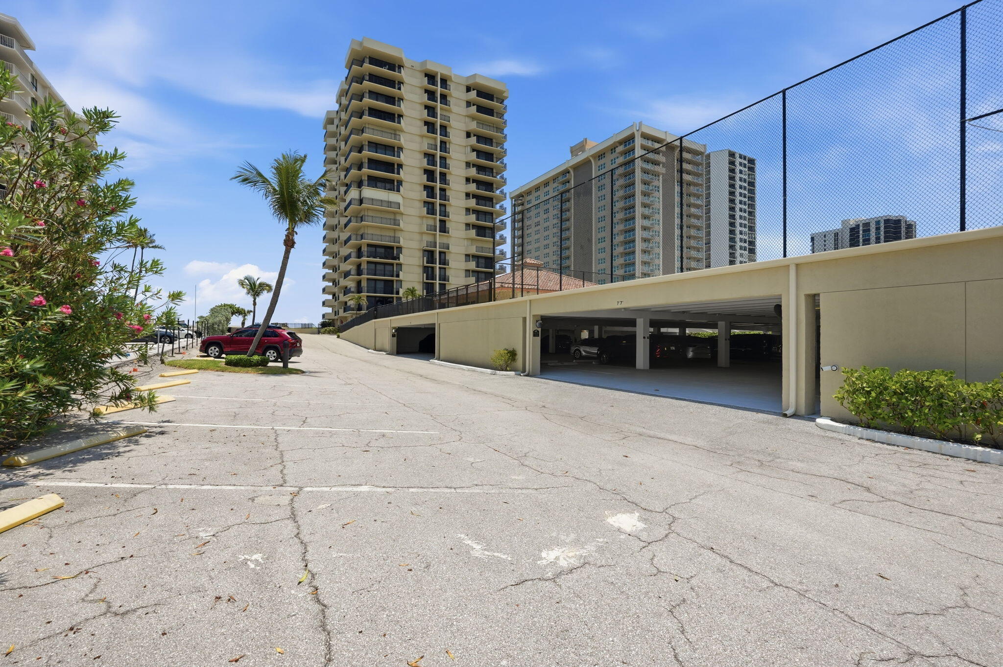 5460 N Ocean Drive 6a Property Photo 60