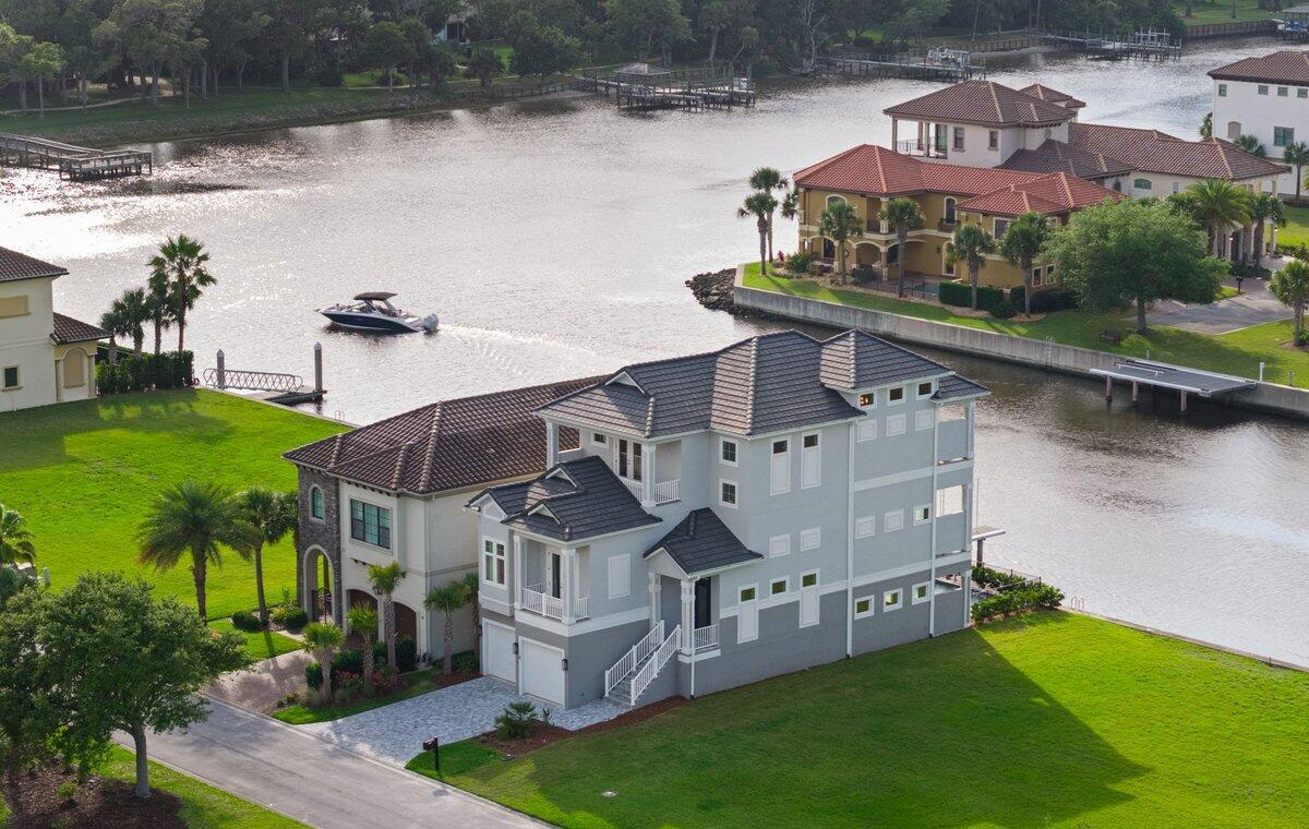 18 Spinaker Circle