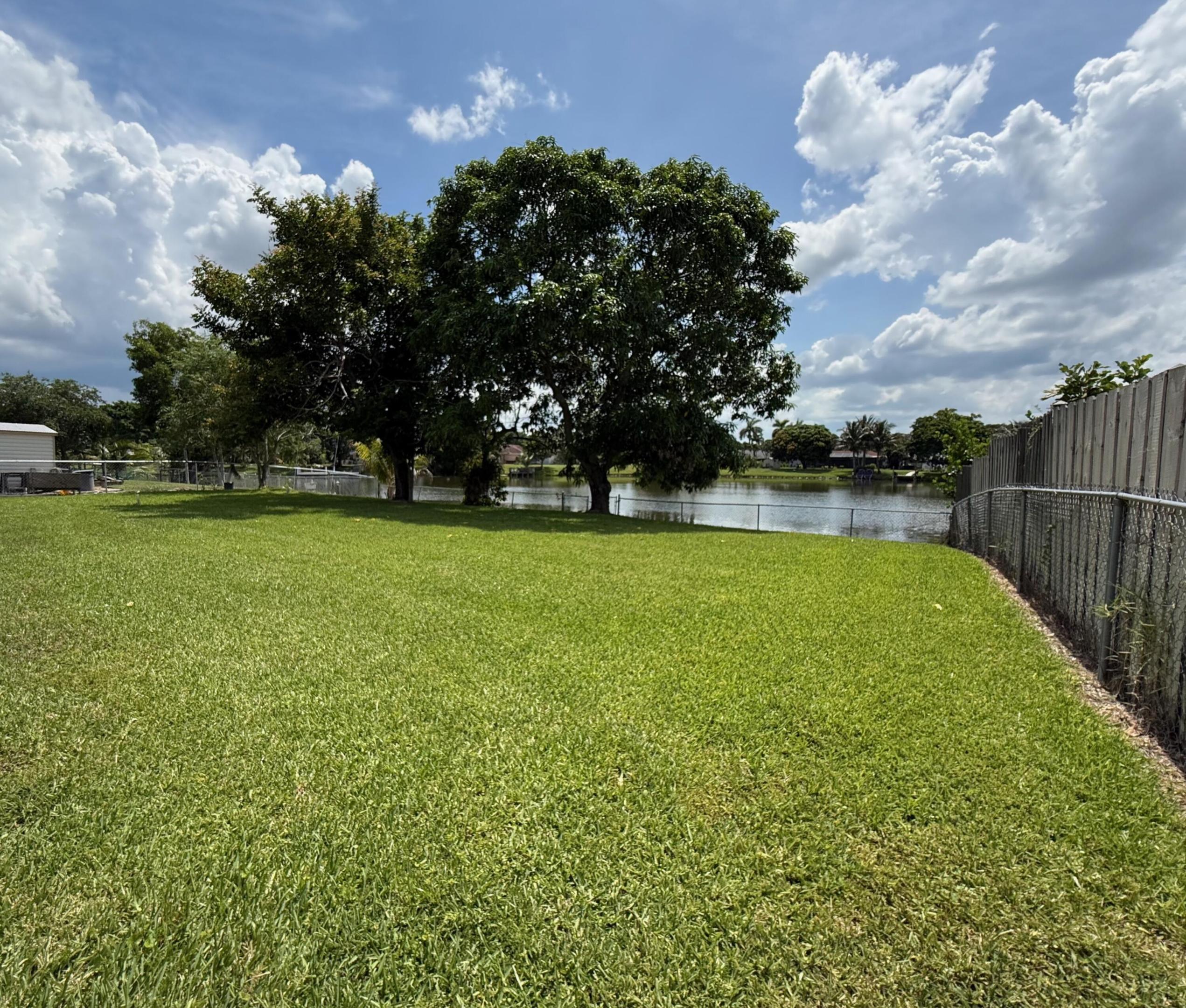 264 Las Palmas Street Property Photo 4