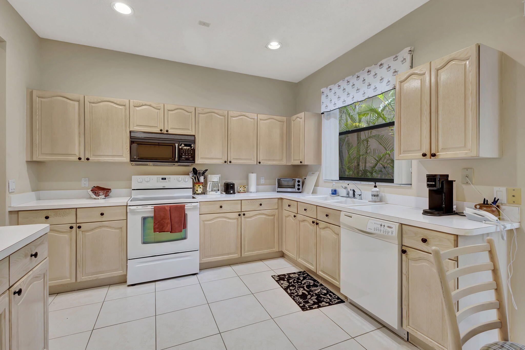 4528 Barclay Fair Way Property Photo 10