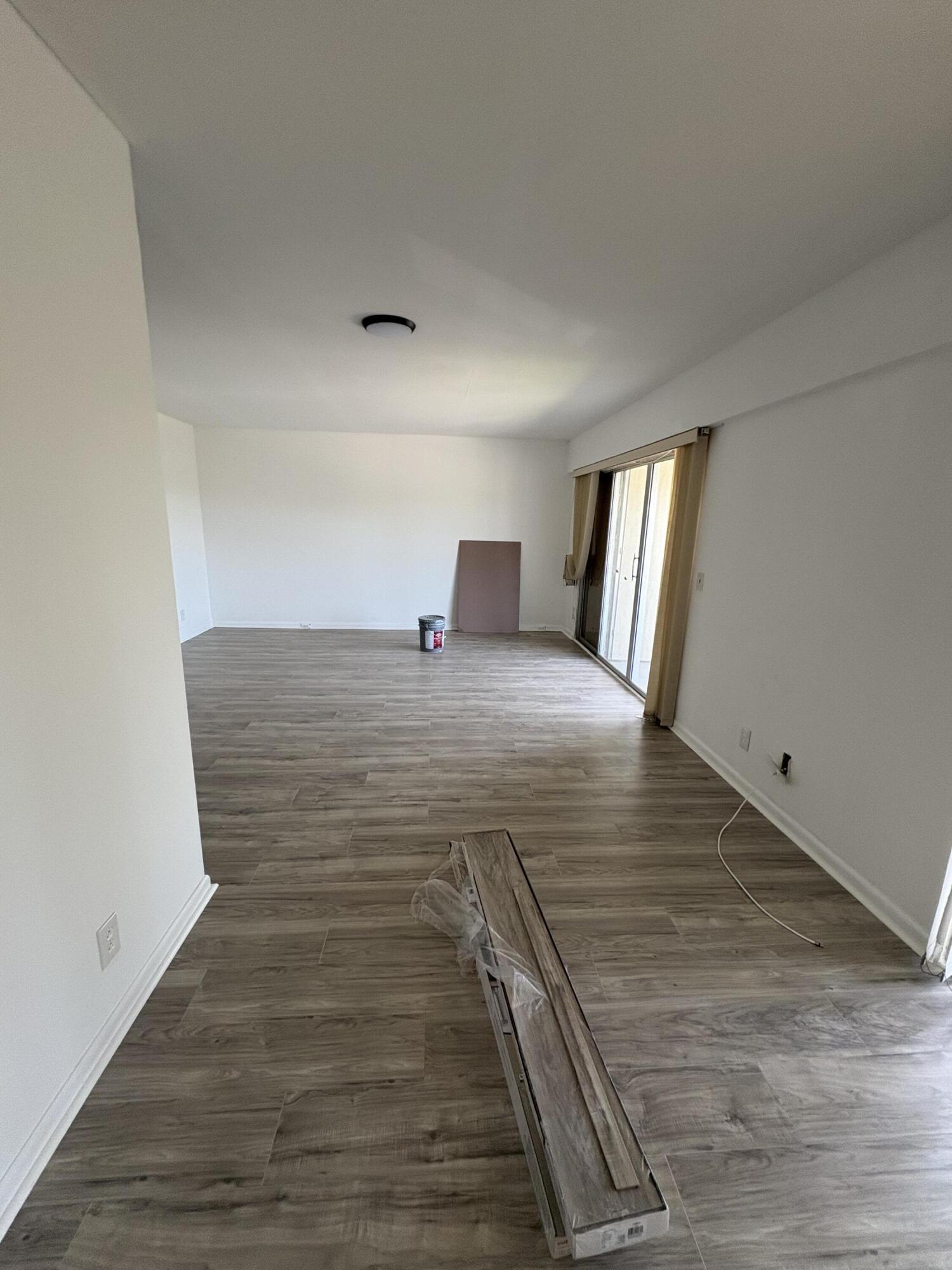 497 Mansfield L Property Photo 2