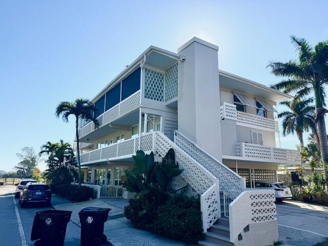 131 N Golfview Road 4