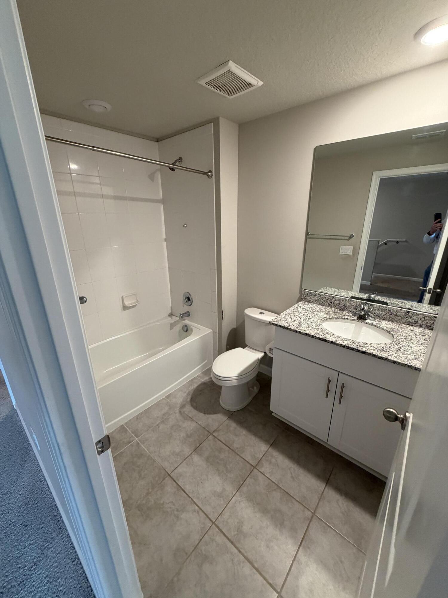 342 Se Angler Drive Property Photo 8