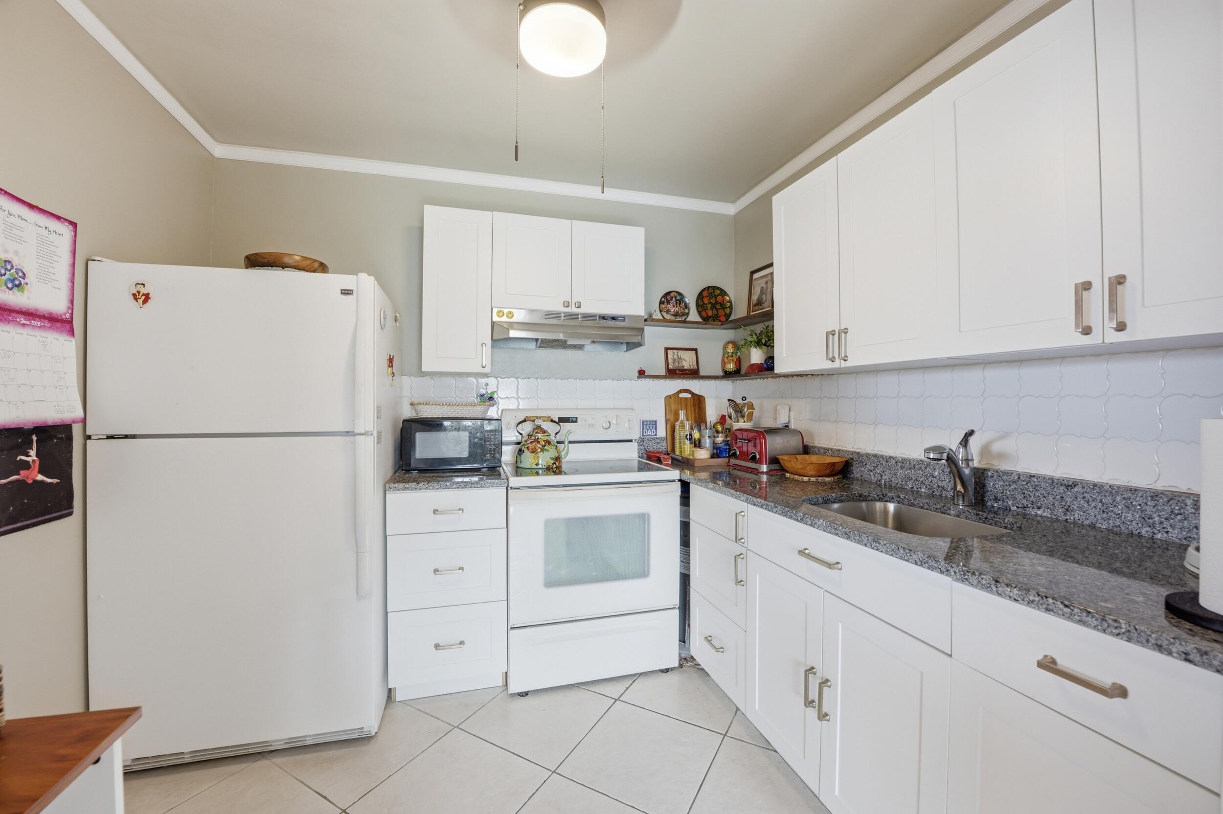 47 Saxony A Property Photo 12