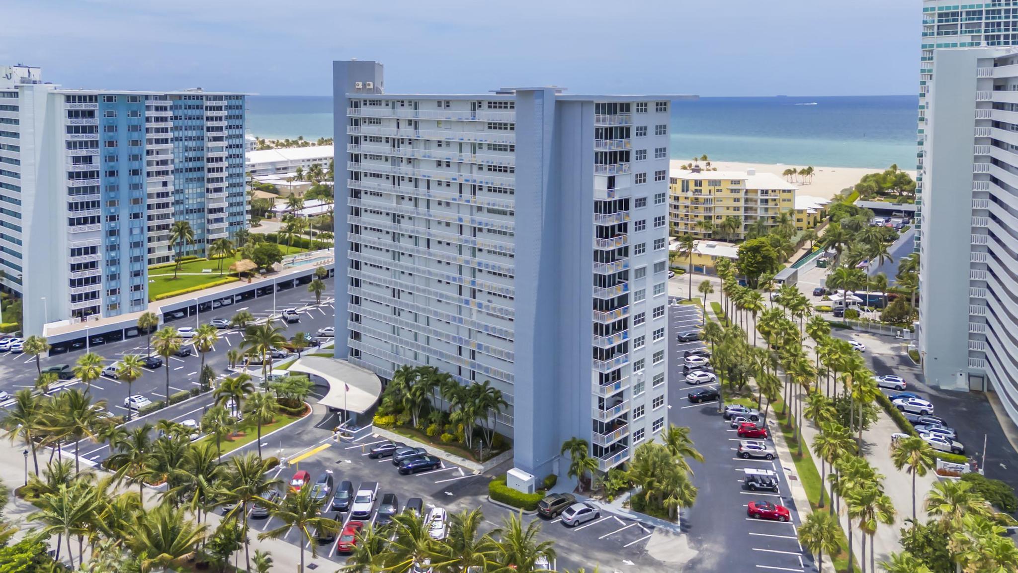 1920 S Ocean Drive 306 Property Photo 1