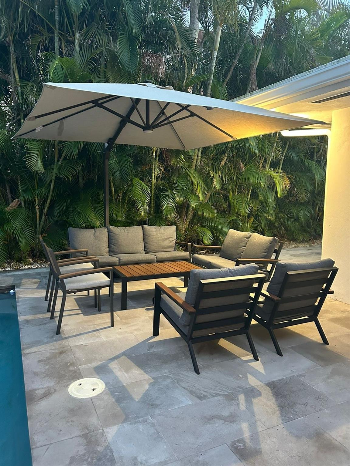 2020 Coral Reef Drive N/a Property Photo 29