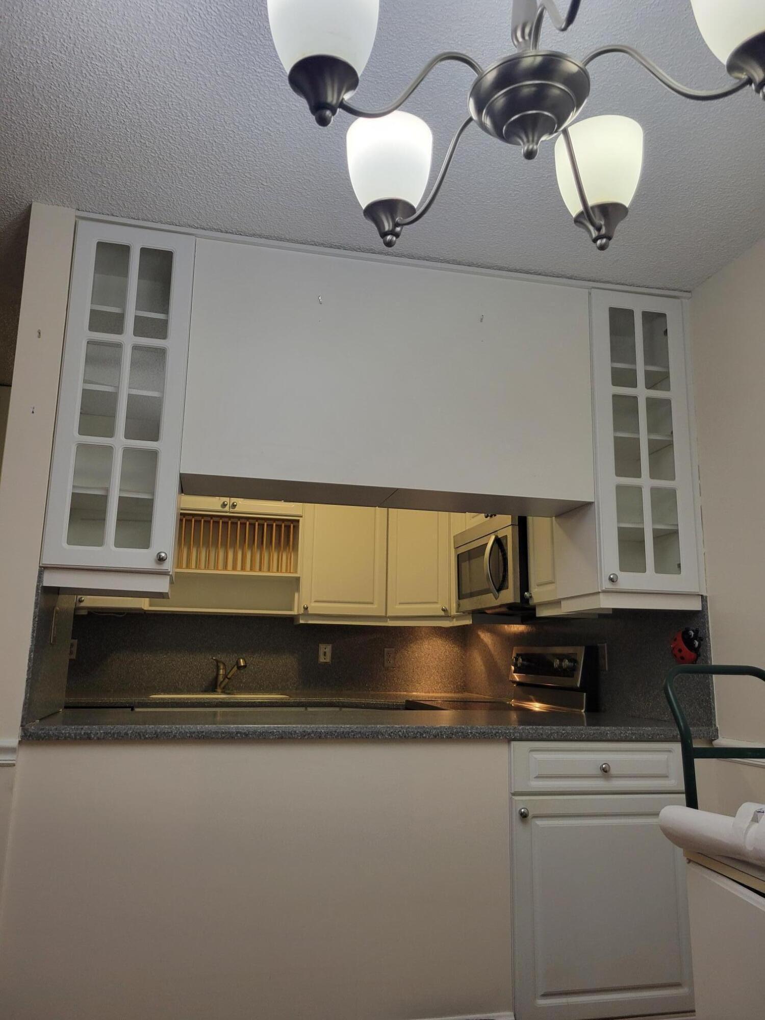 903 Se Camelot Gardens Boulevard Se Property Photo 18