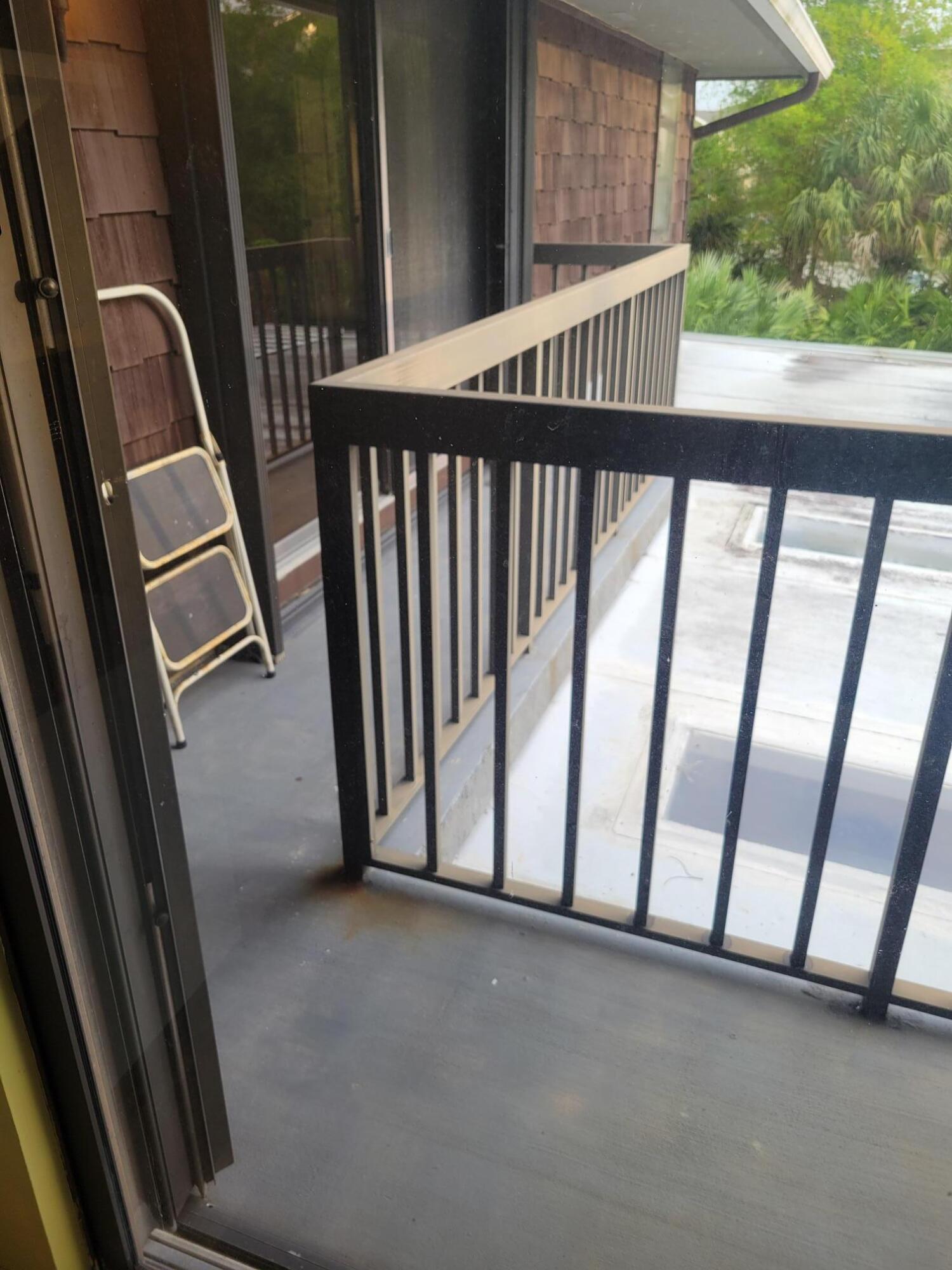 903 Se Camelot Gardens Boulevard Se Property Photo 71