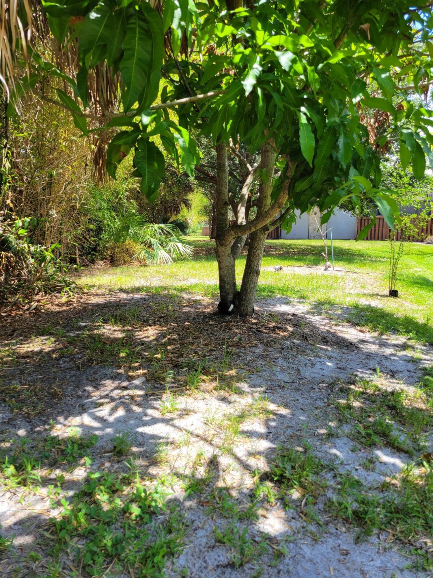 903 Se Camelot Gardens Boulevard Se Property Photo 76