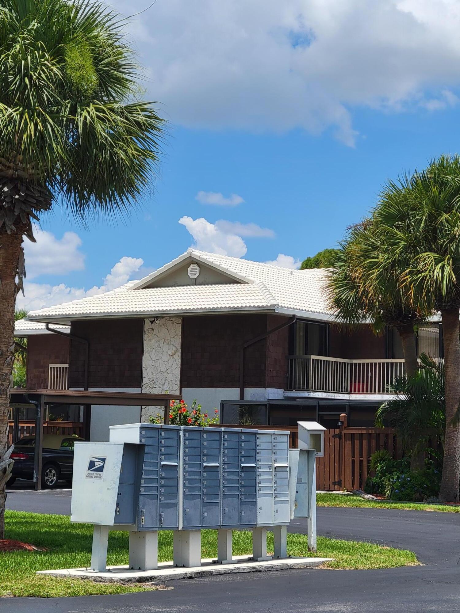 903 Se Camelot Gardens Boulevard Se Property Photo 84