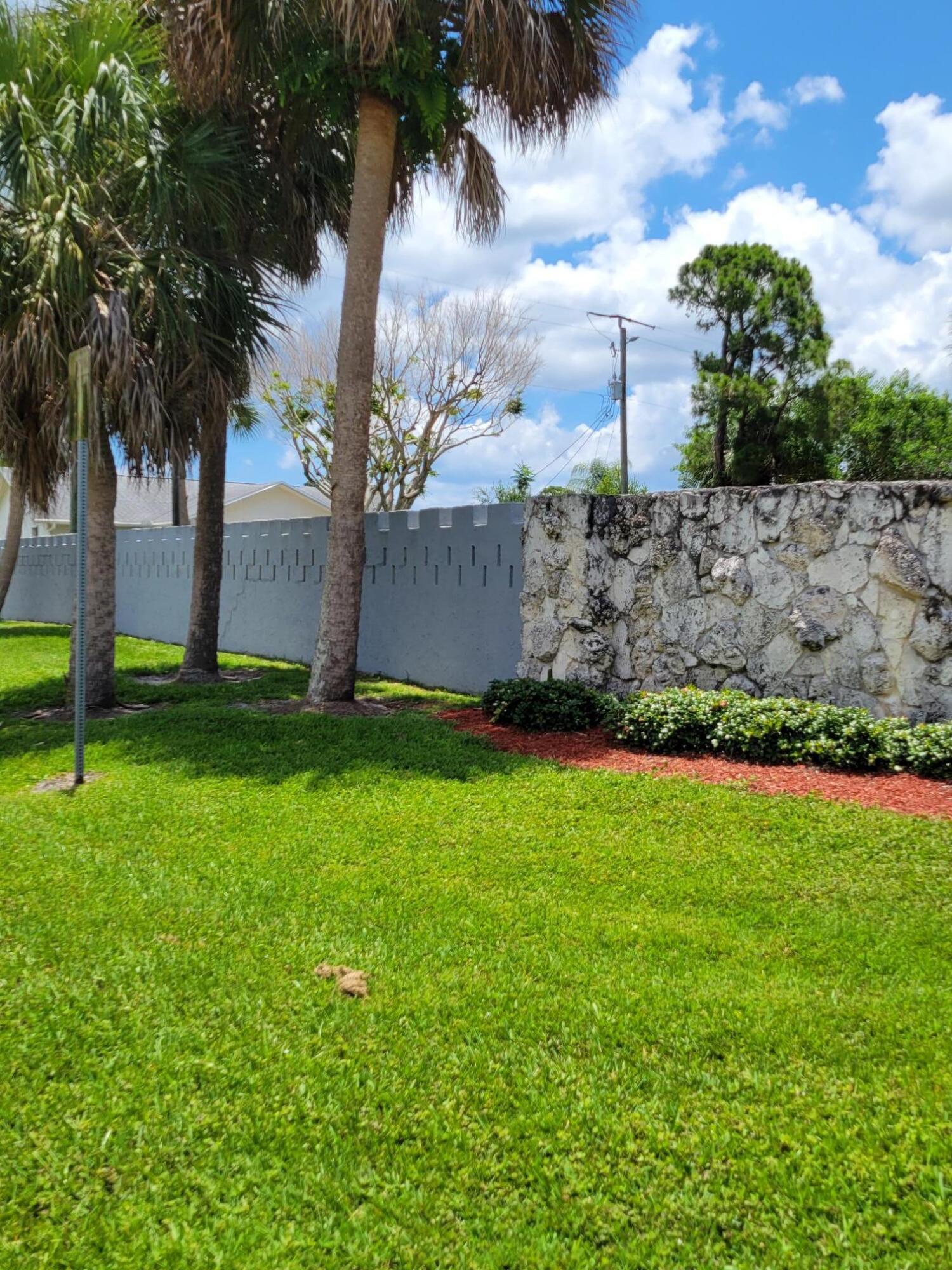 903 Se Camelot Gardens Boulevard Se Property Photo 89