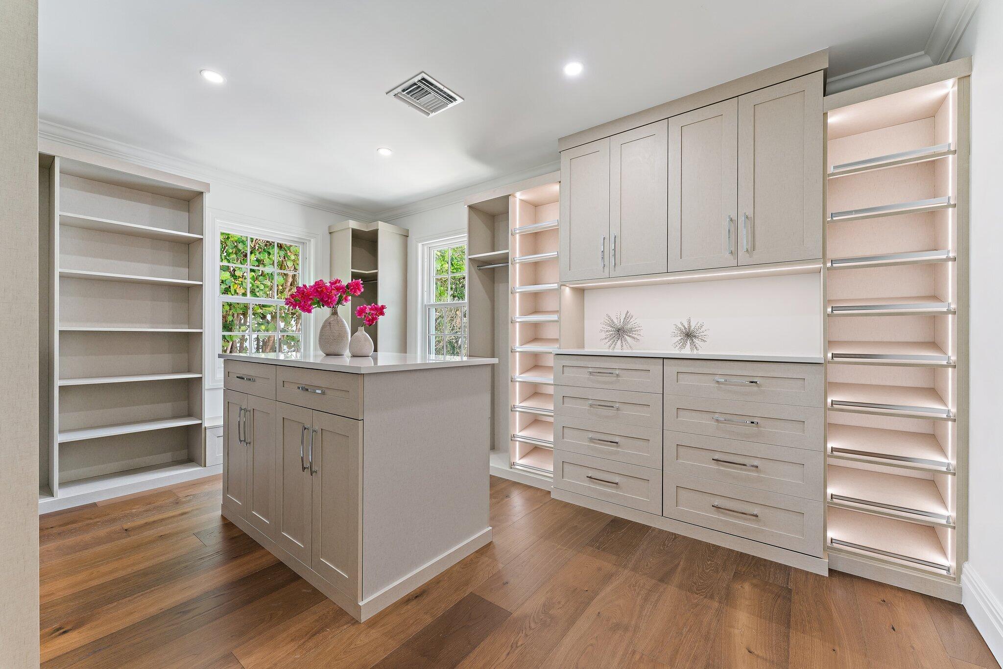 43 N Beach Road Property Photo 12