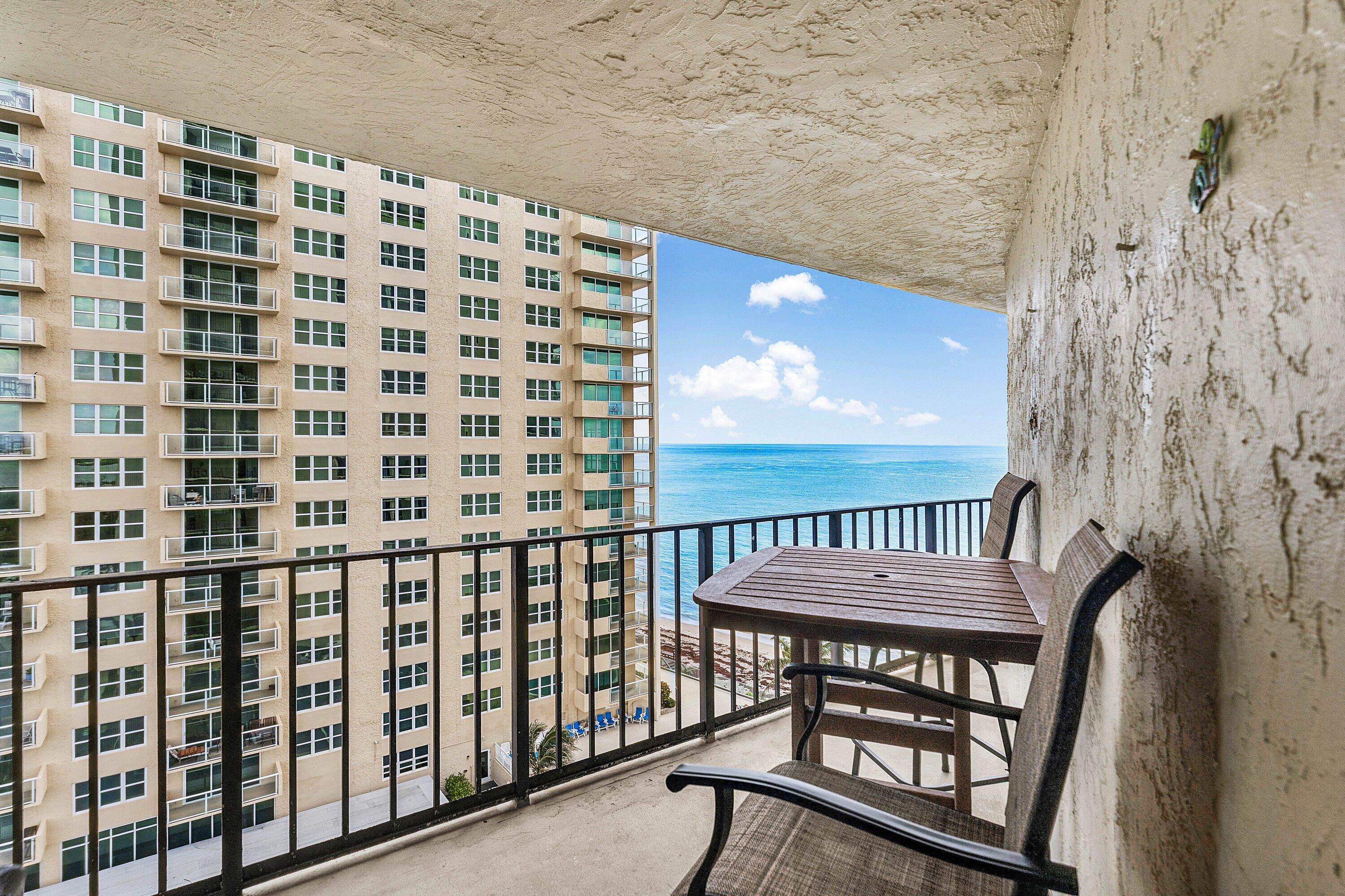 5420 N Ocean Drive 905 Property Photo 28
