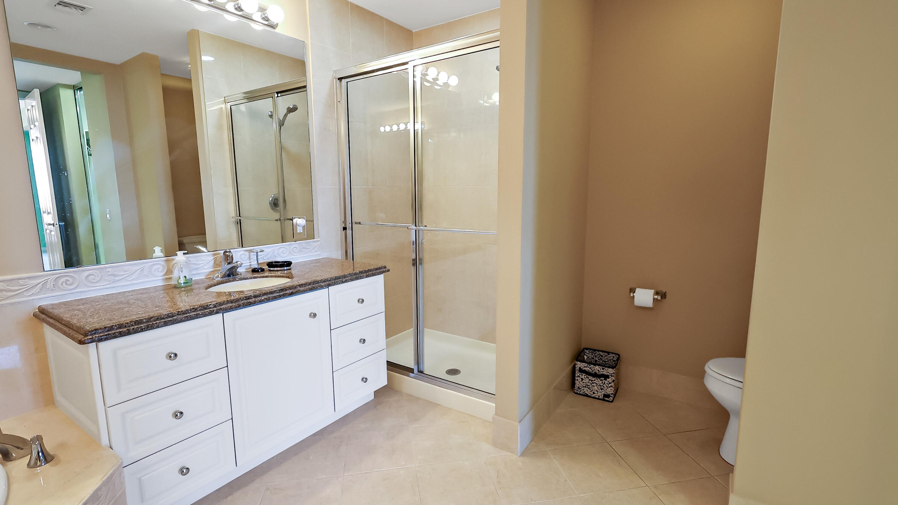 4 E Harbour Isle Drive E Ph04 Property Photo 16