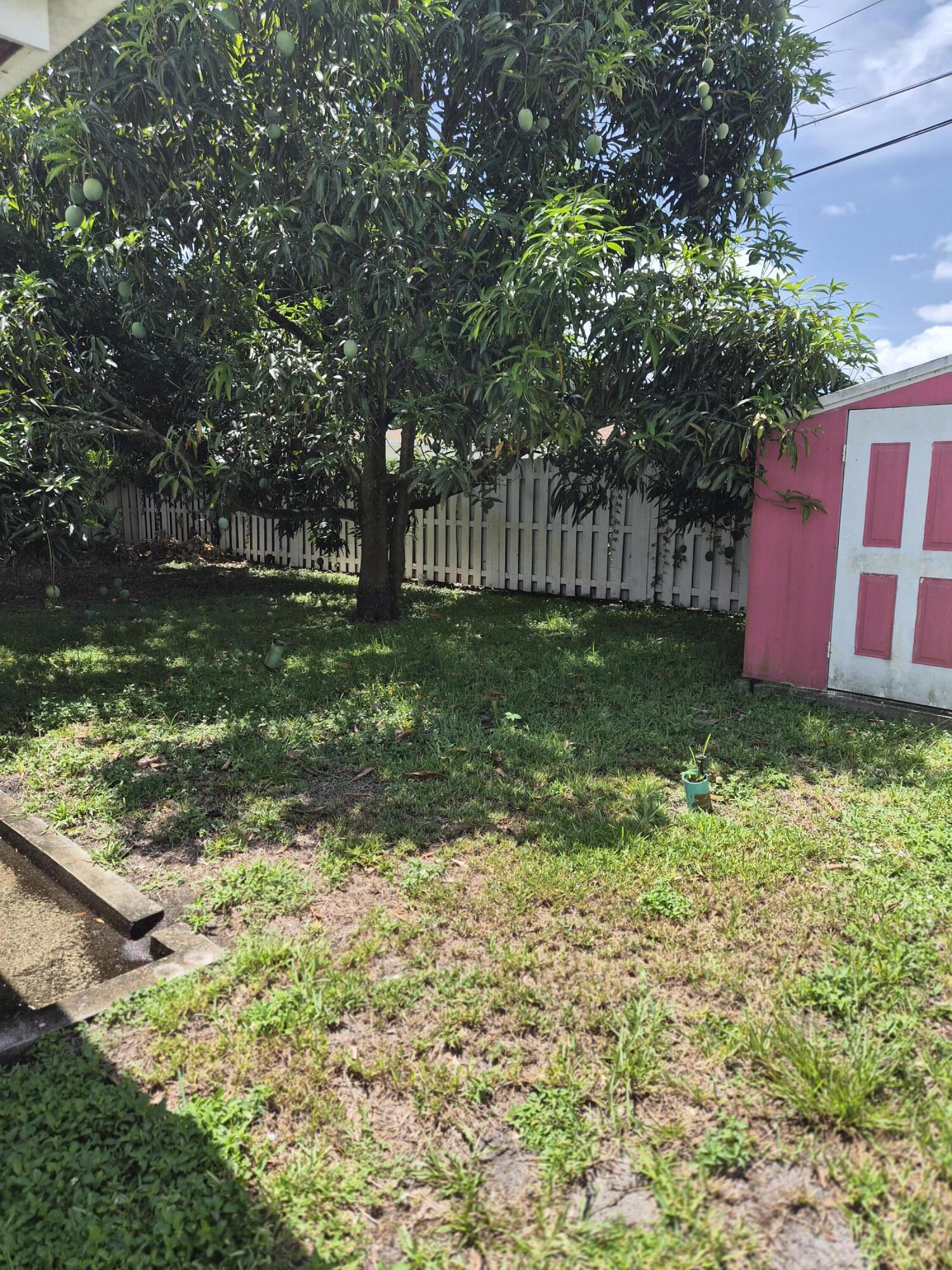 4960 Nw 16th Street Property Photo 45