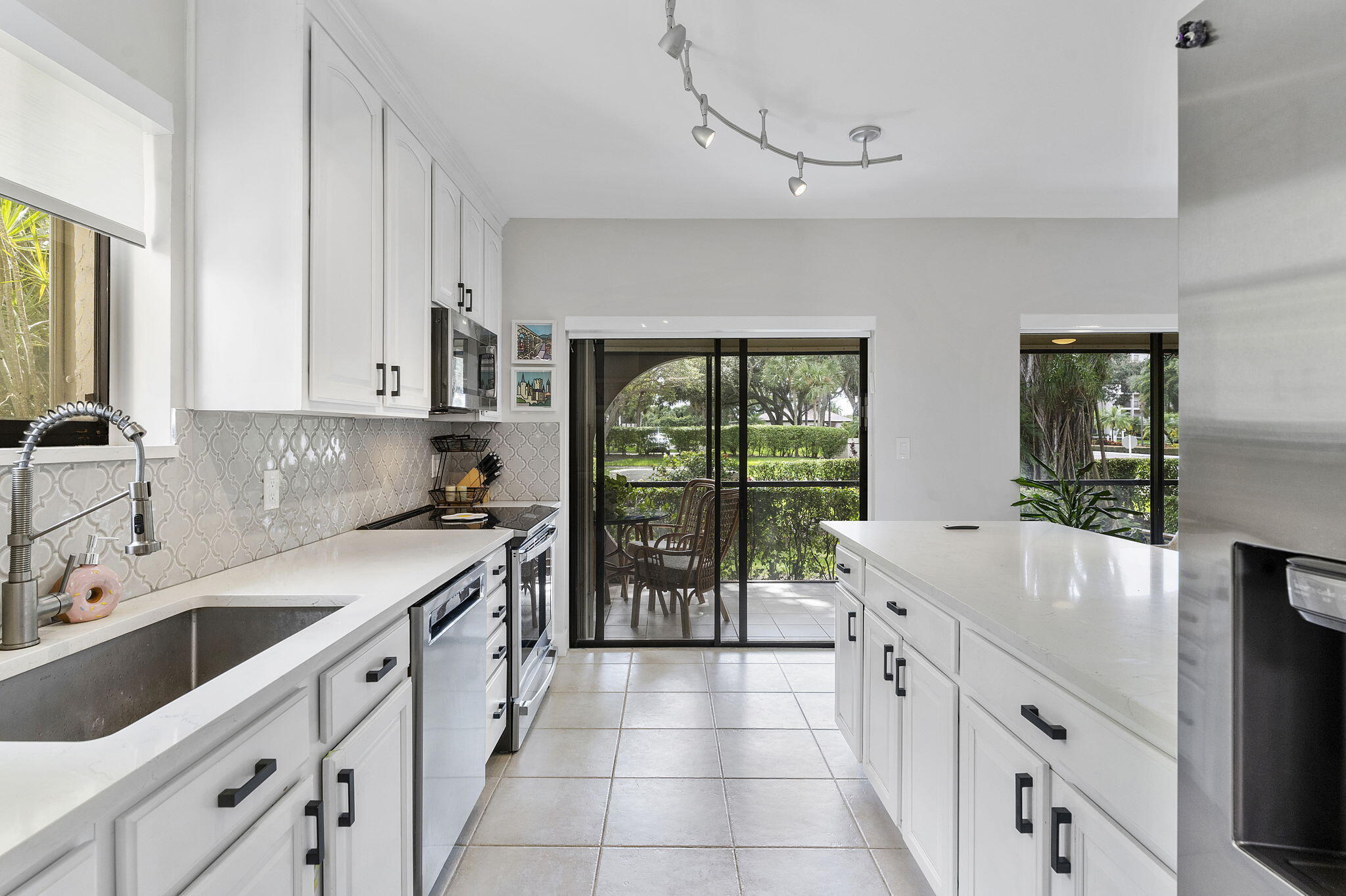 6314 Longboat Lane W Property Photo 4