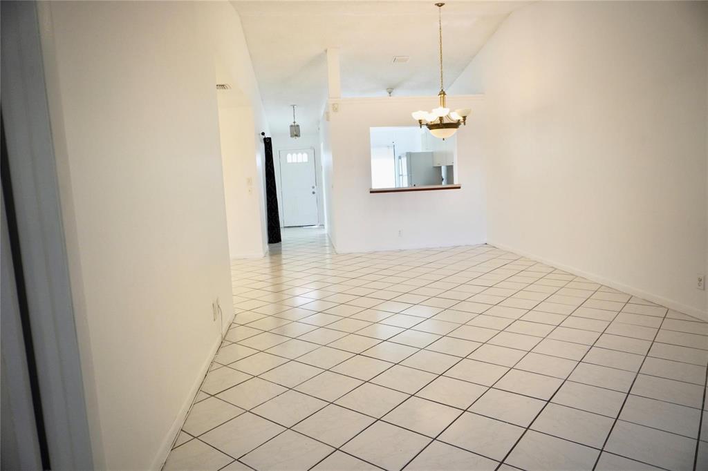 5600 N Park Property Photo 3