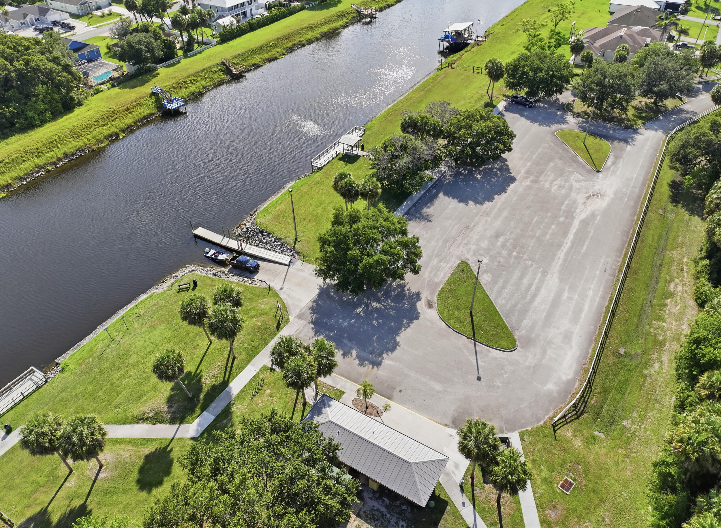 2081 Sw Tropical Terrace Property Photo 71
