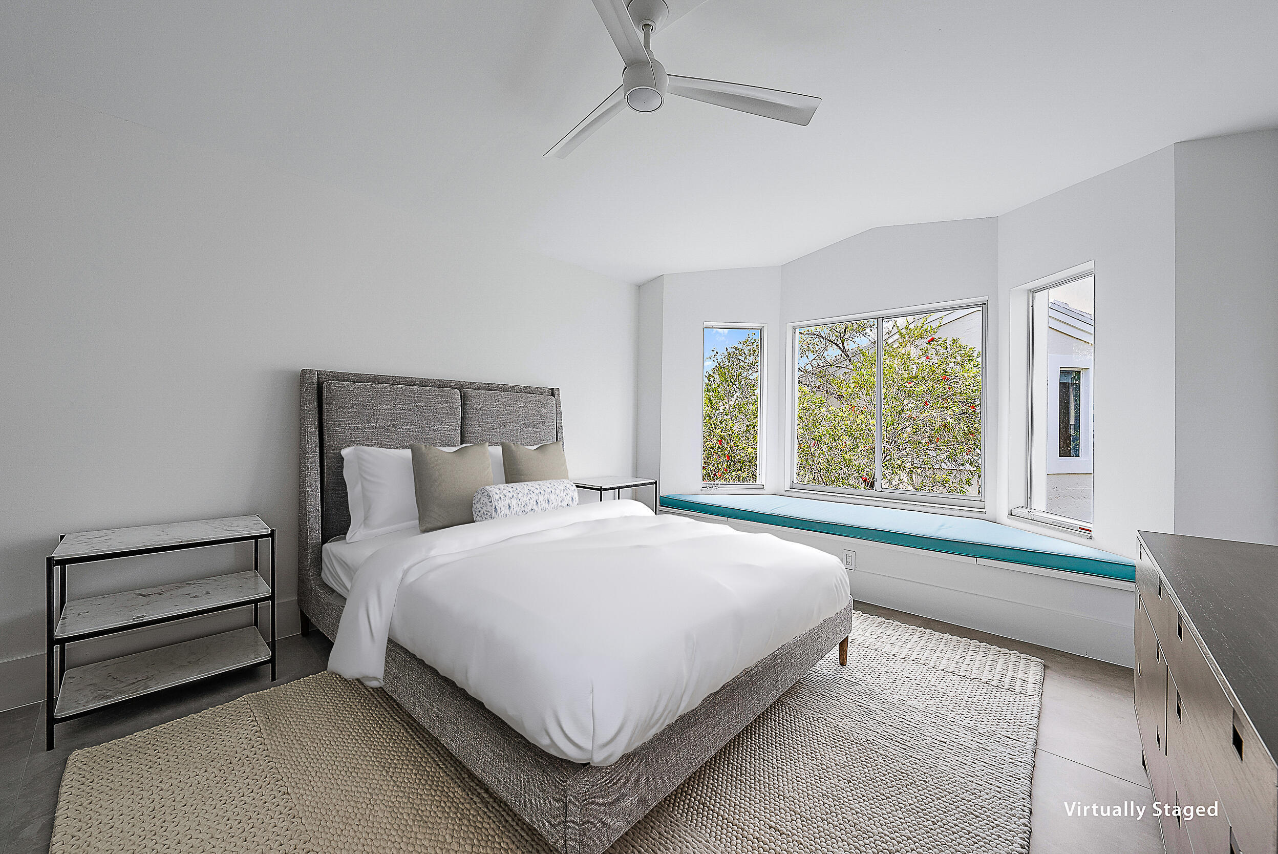 802 Captains Way Property Photo 3