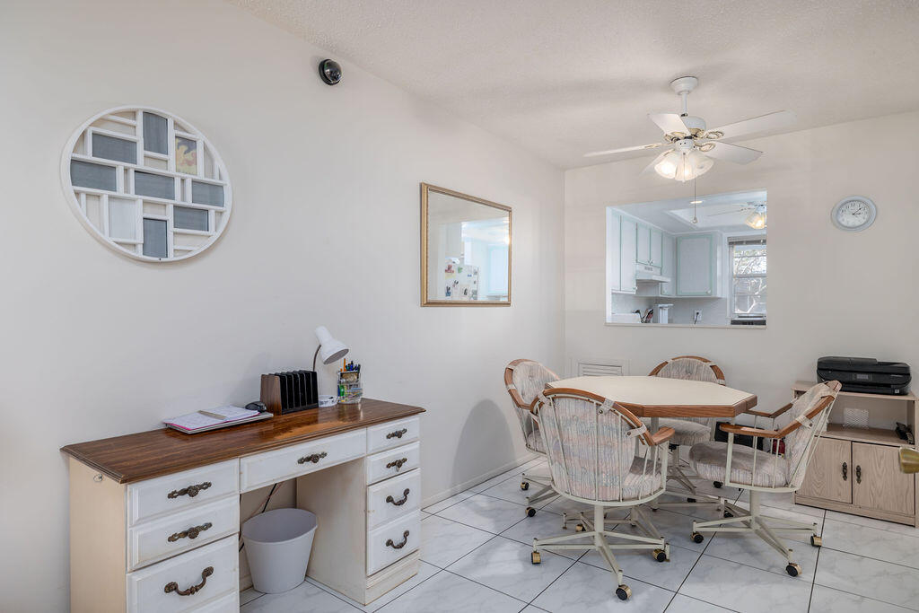 2929 Se Ocean Boulevard 130-8 Property Photo 8