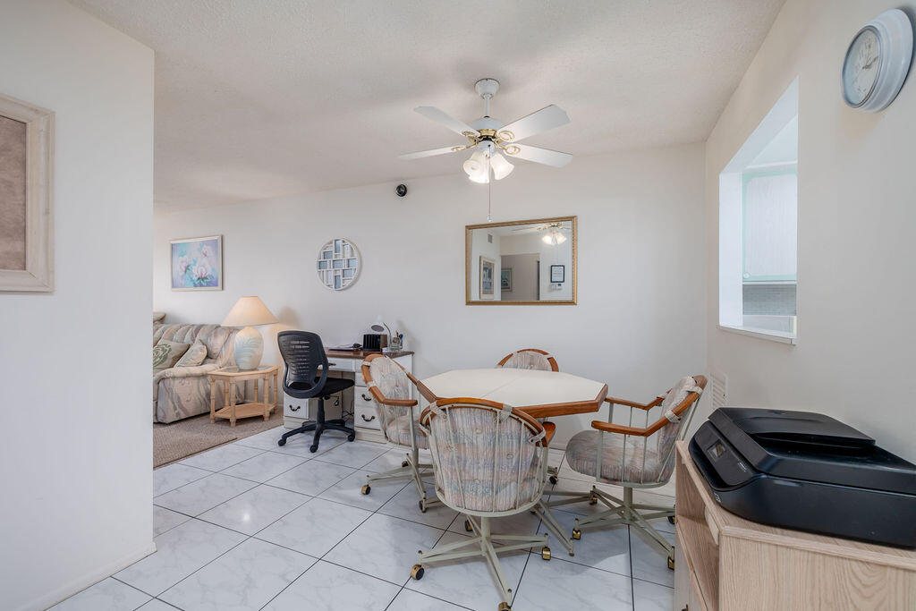 2929 Se Ocean Boulevard 130-8 Property Photo 10