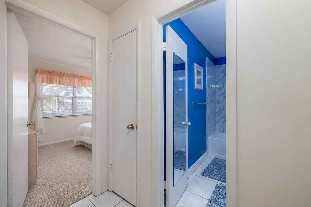 2929 Se Ocean Boulevard 130-8 Property Photo 20