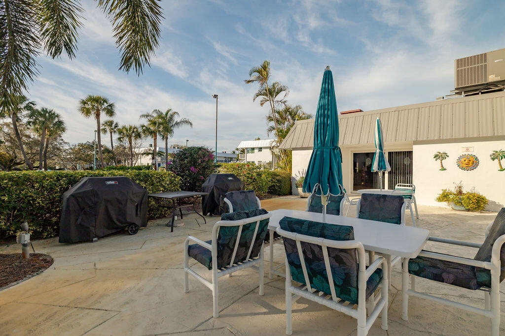2929 Se Ocean Boulevard 130-8 Property Photo 29