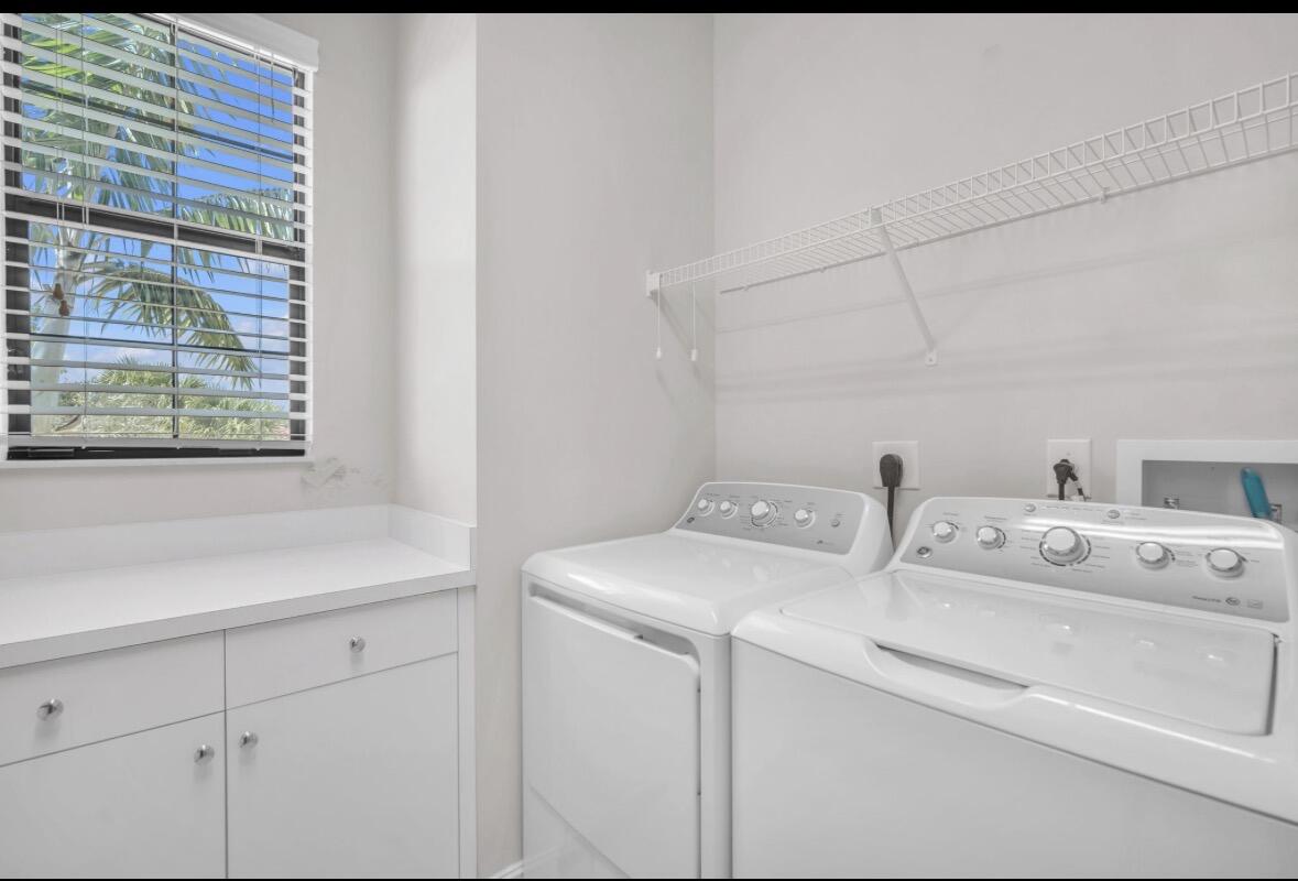 8104 Rainforest Jasper Lane Property Photo 15