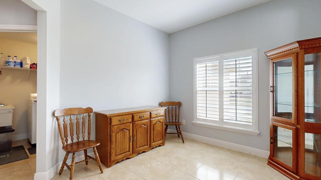4201 Sw Mcclellen Street Property Photo 12