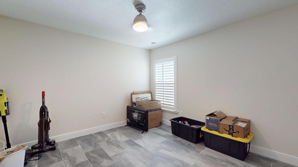 4201 Sw Mcclellen Street Property Photo 40