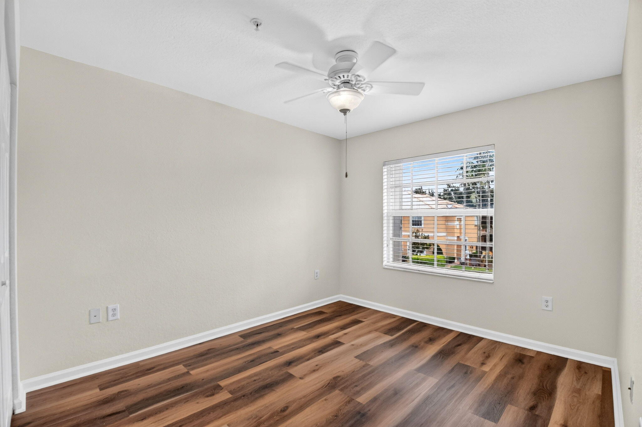 7662 Spatterdock Drive Property Photo 16